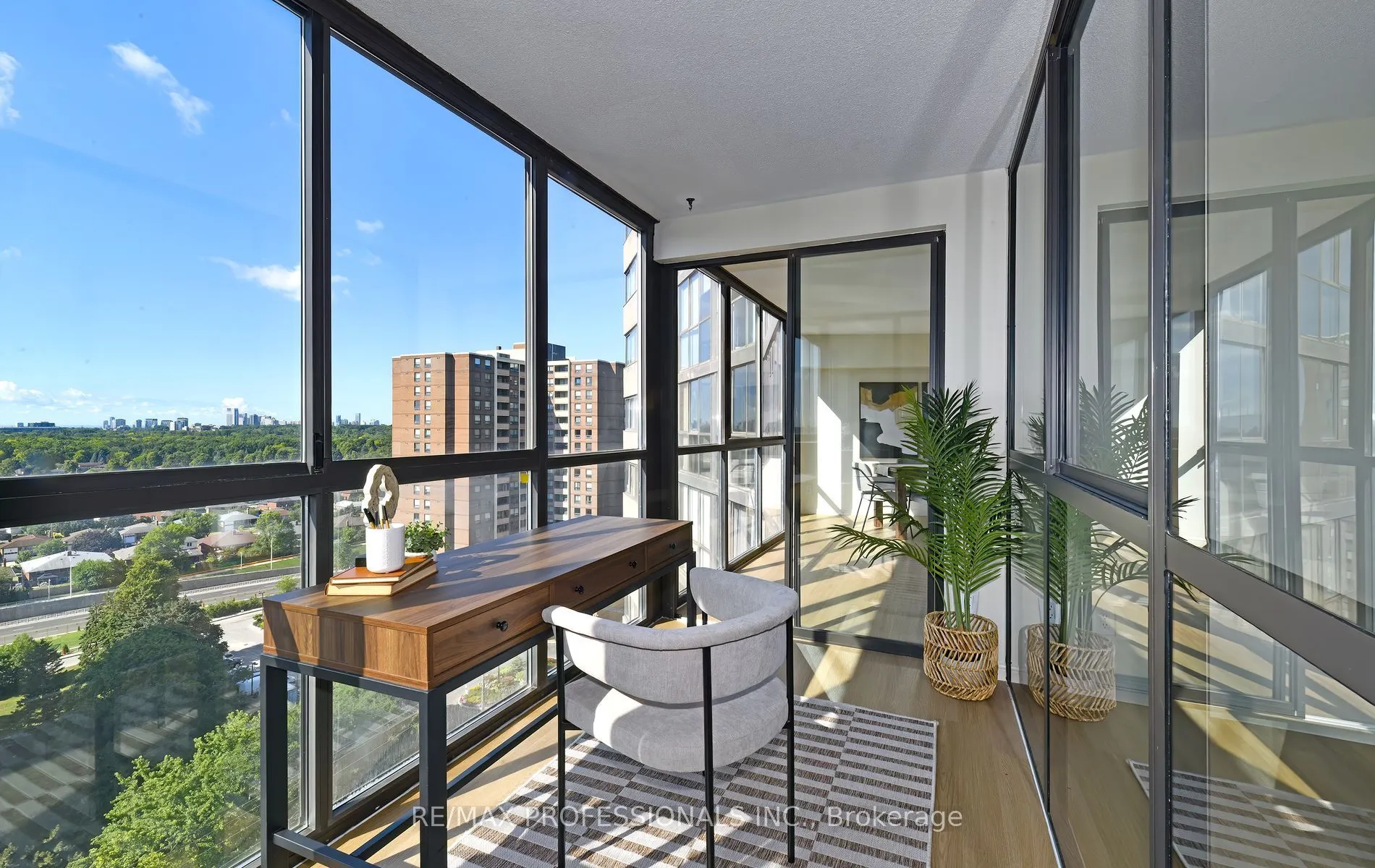 40 Richview Road, #1605