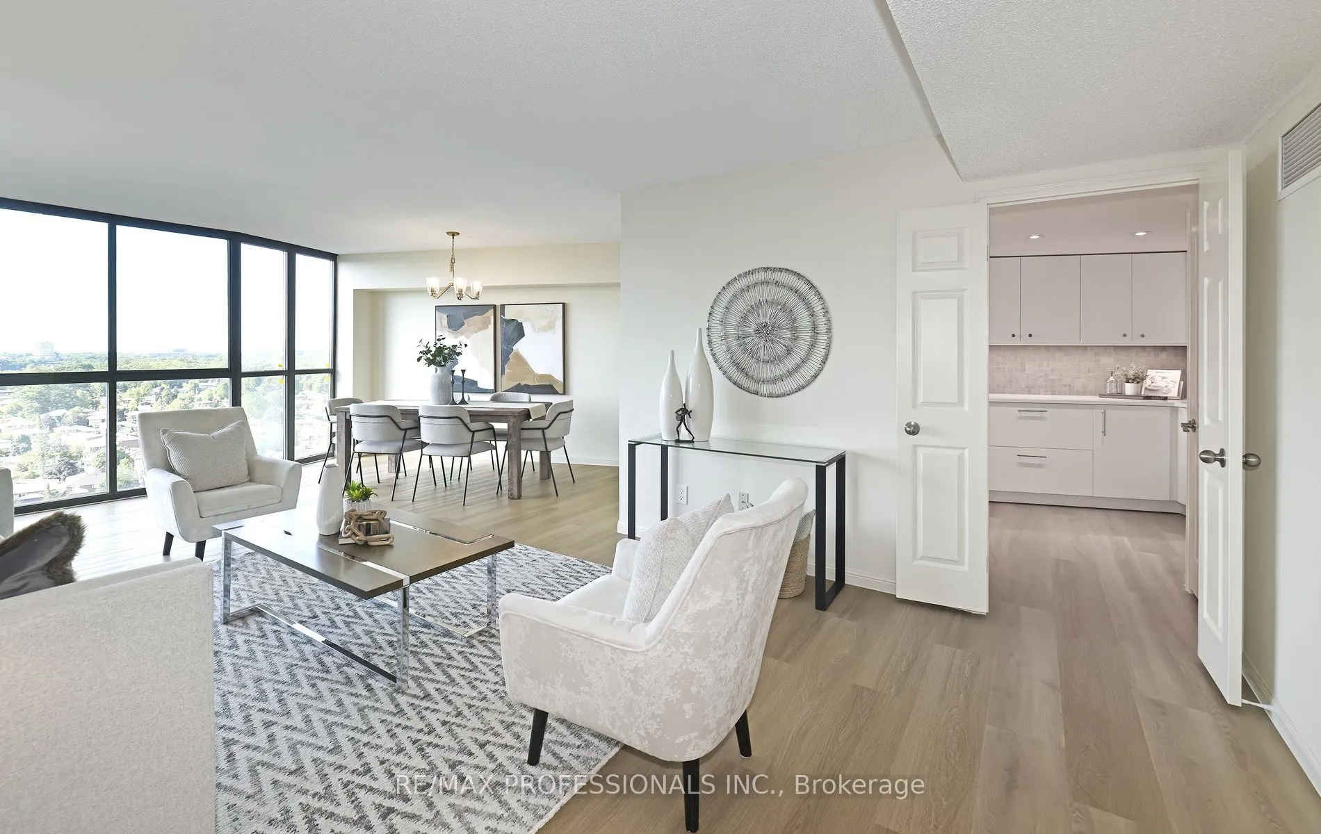 40 Richview Road, #1605