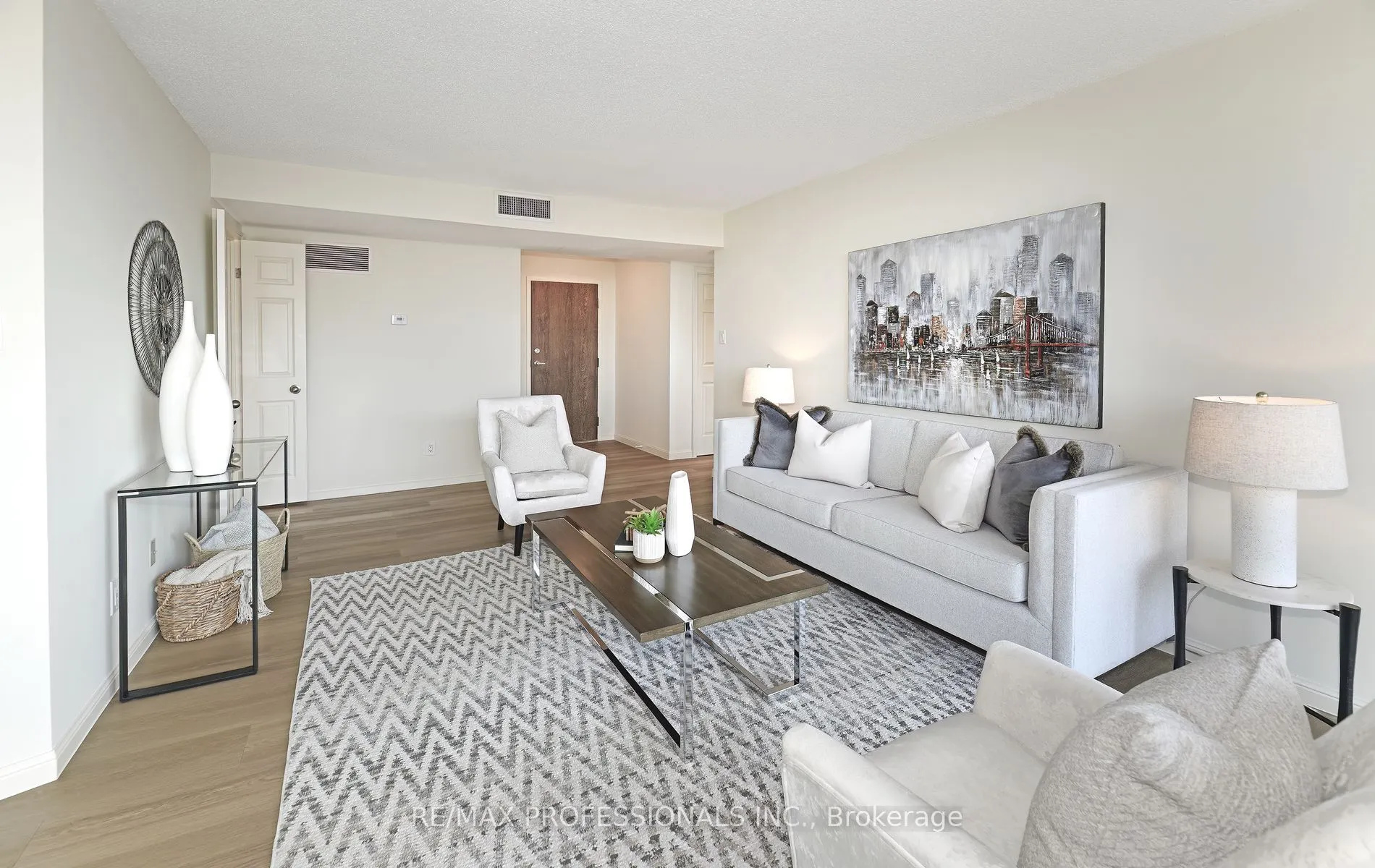 40 Richview Road, #1605