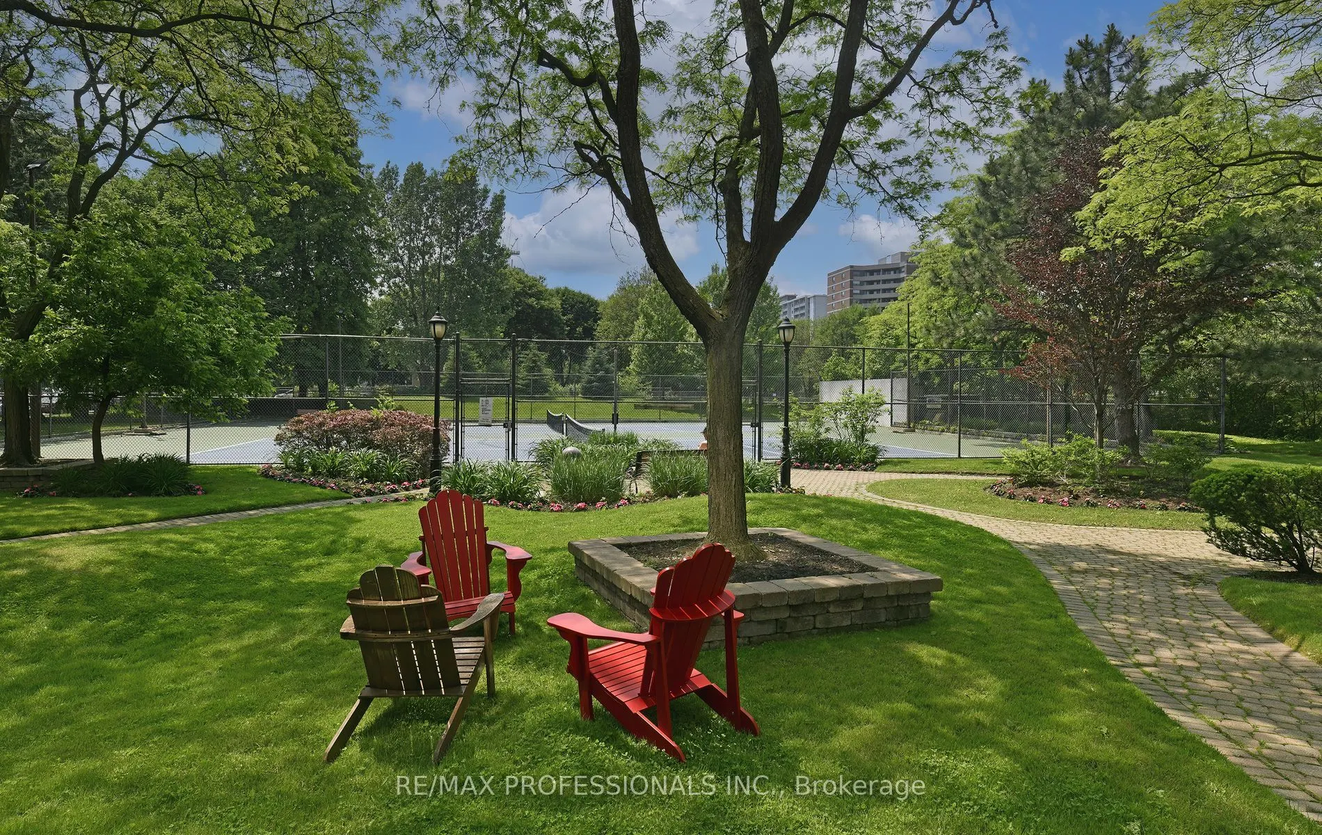 40 Richview Road, #1605