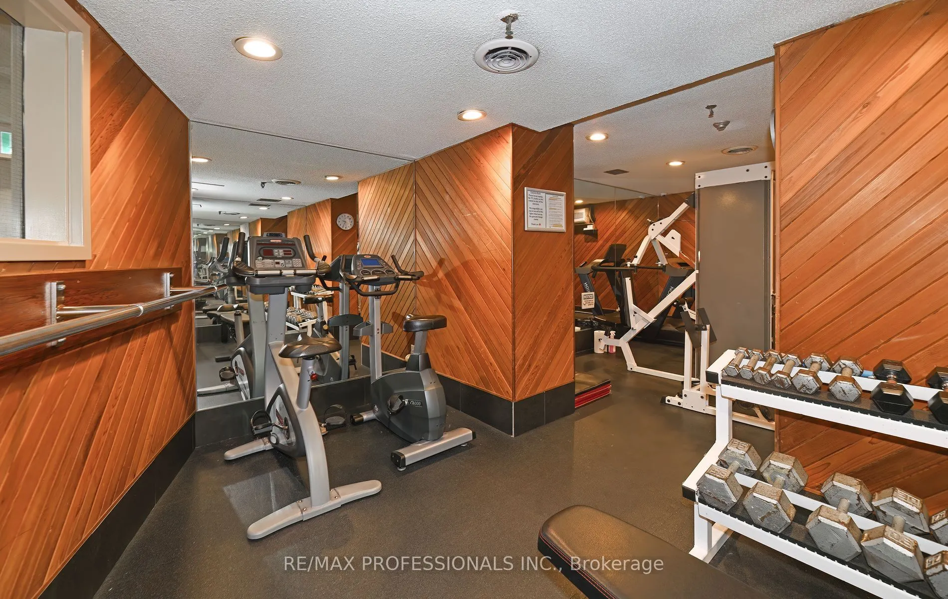 40 Richview Road, #1605