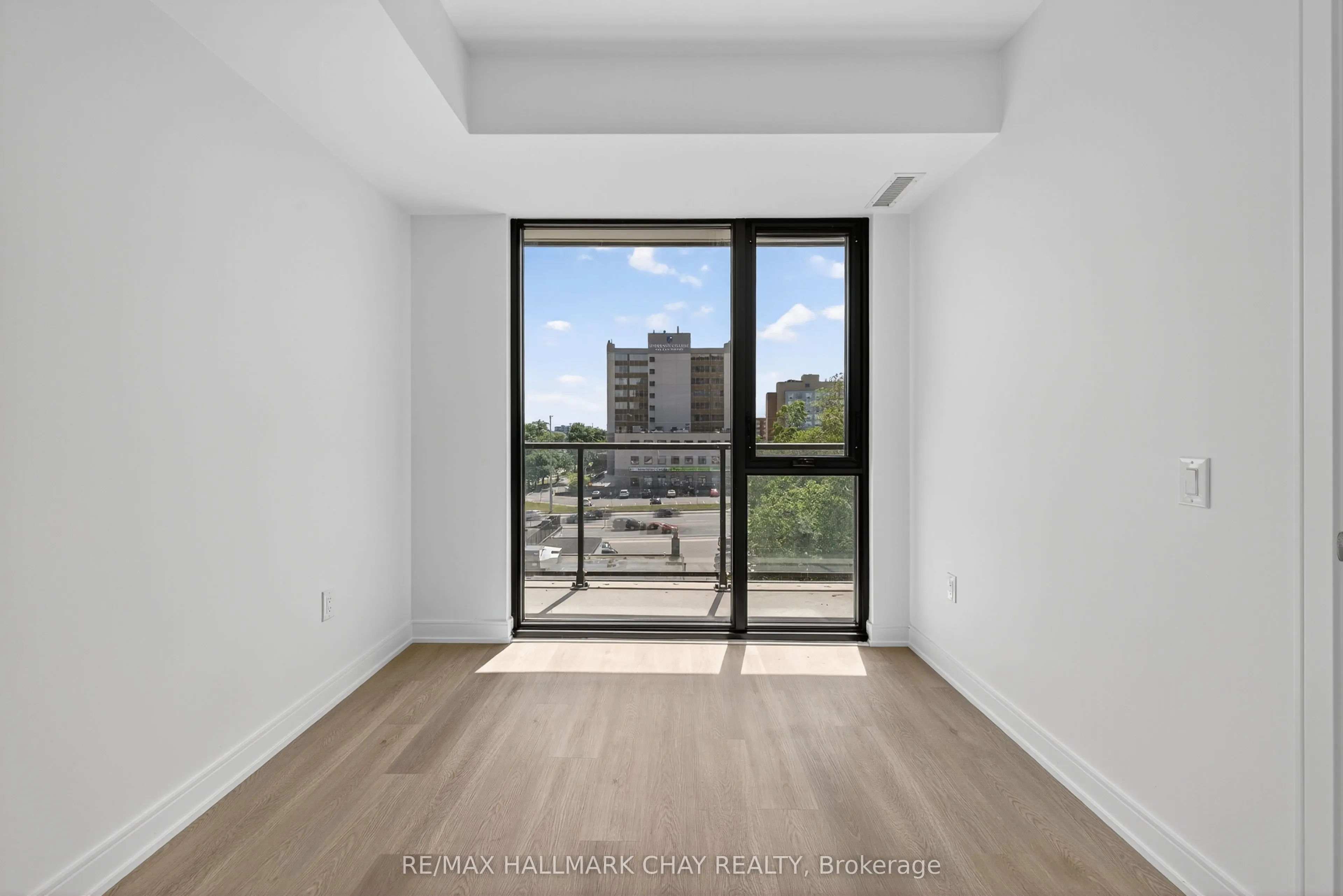 3009 Novar Road, #413