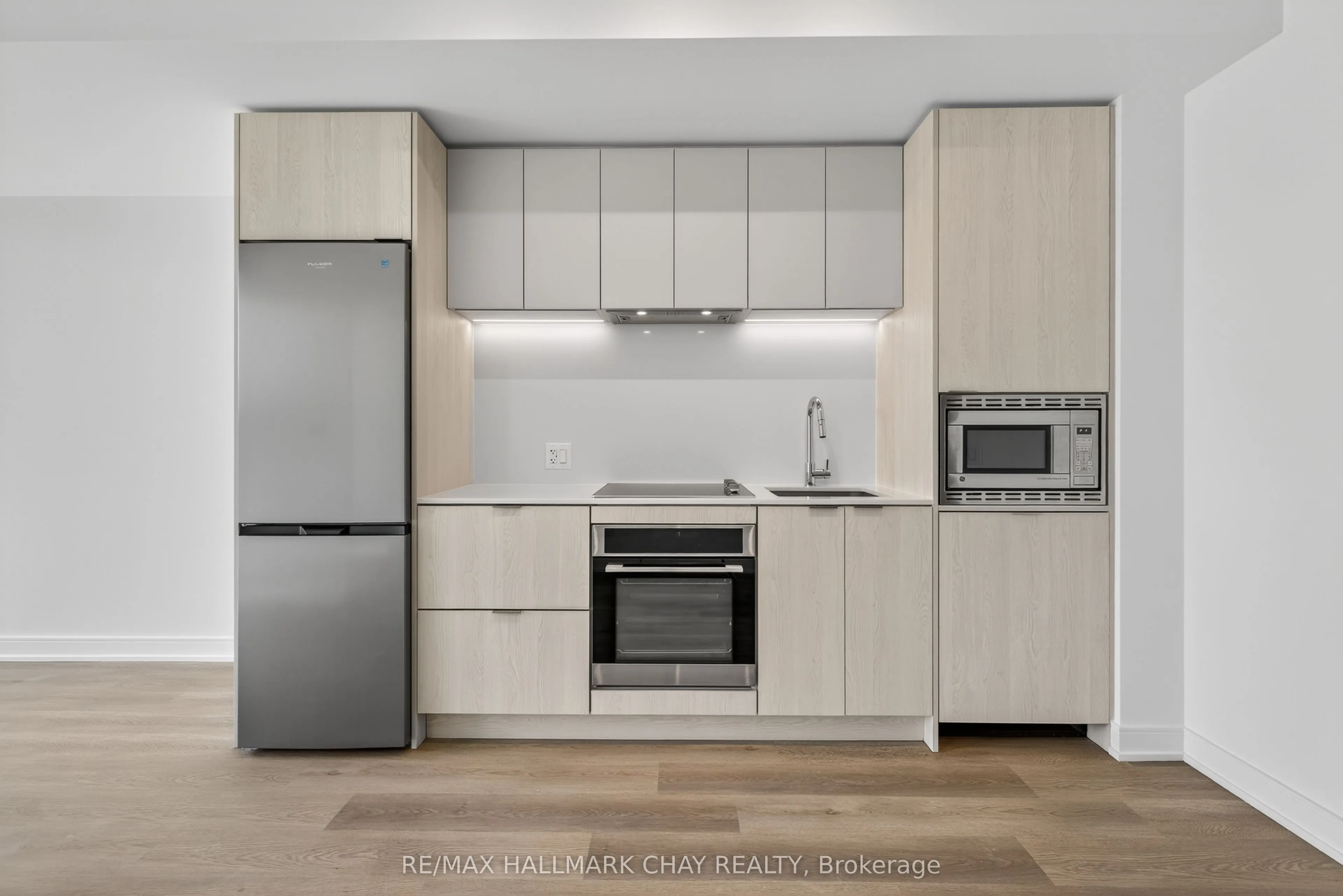 3009 Novar Road, #413