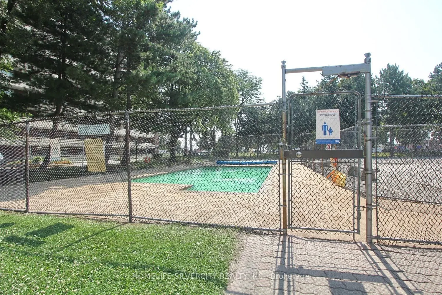 3555 Derry Road E, #206