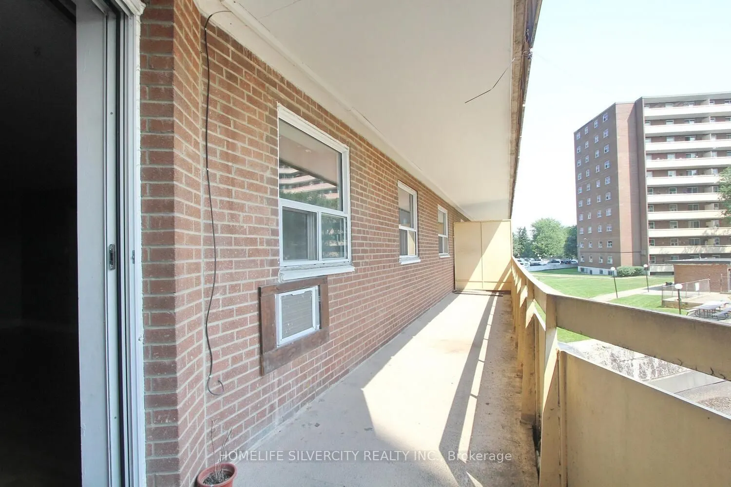 3555 Derry Road E, #206