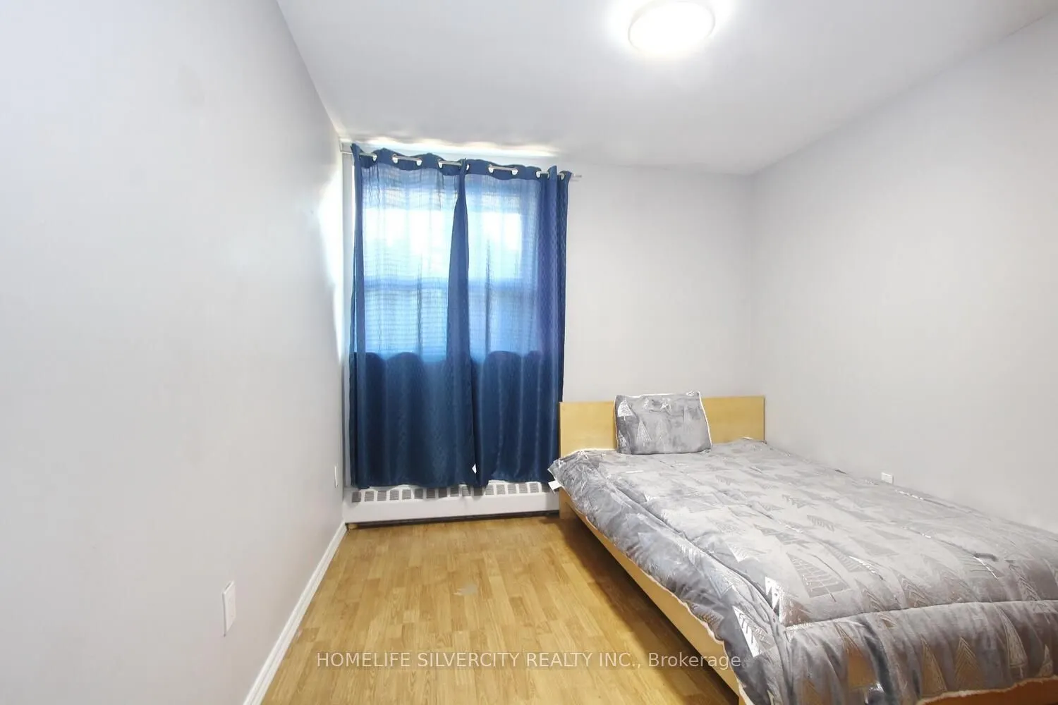 3555 Derry Road E, #206
