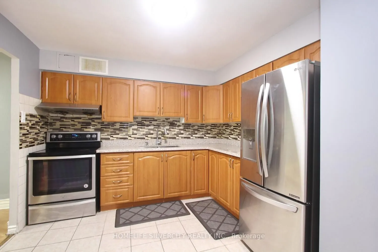 3555 Derry Road E, #206