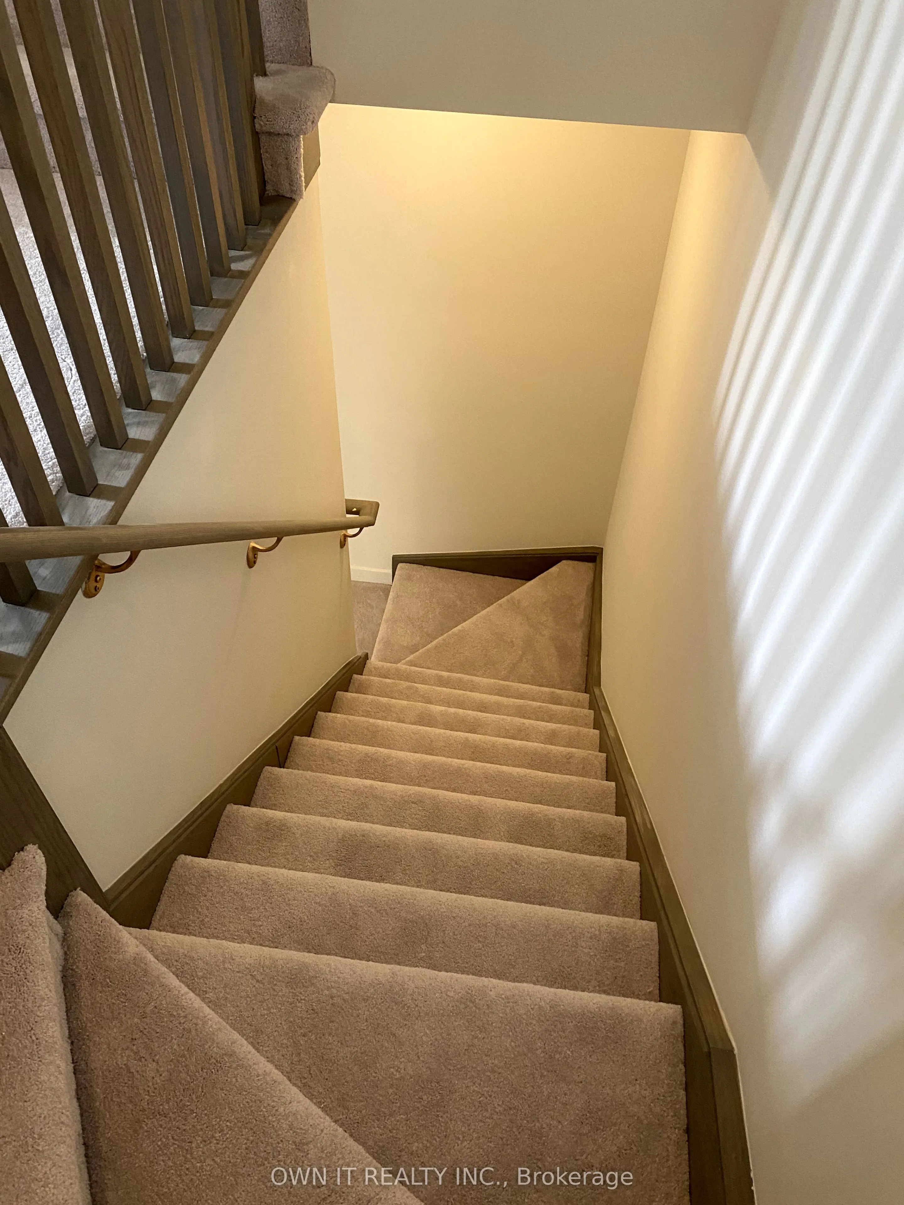 3538 Colonial Drive, #8