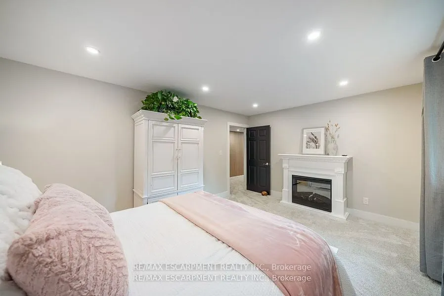 2038 15TH SIDE Road