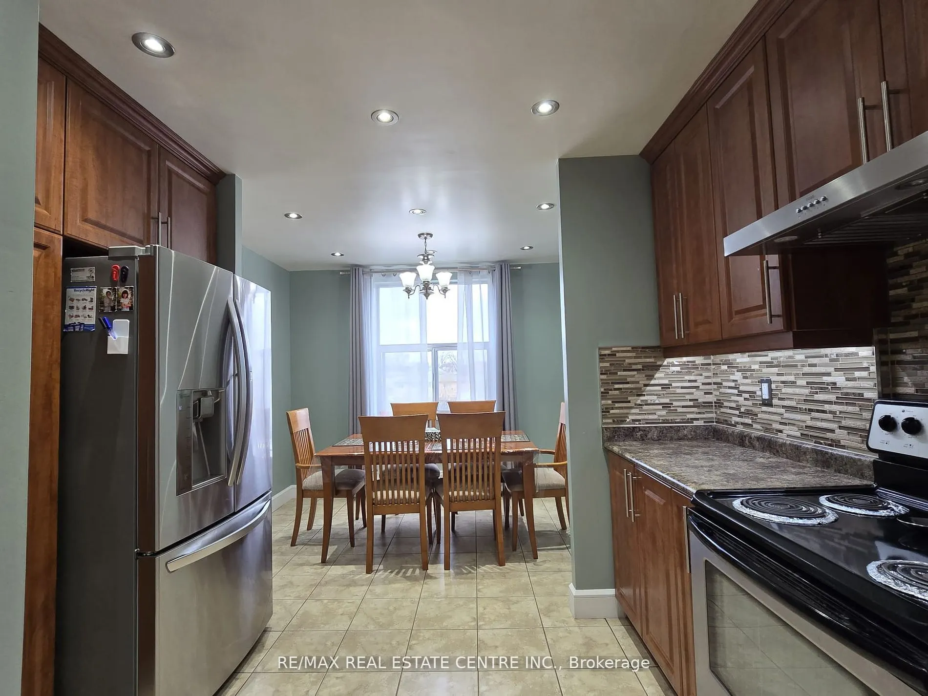 1055 A Forestwood Drive, #212