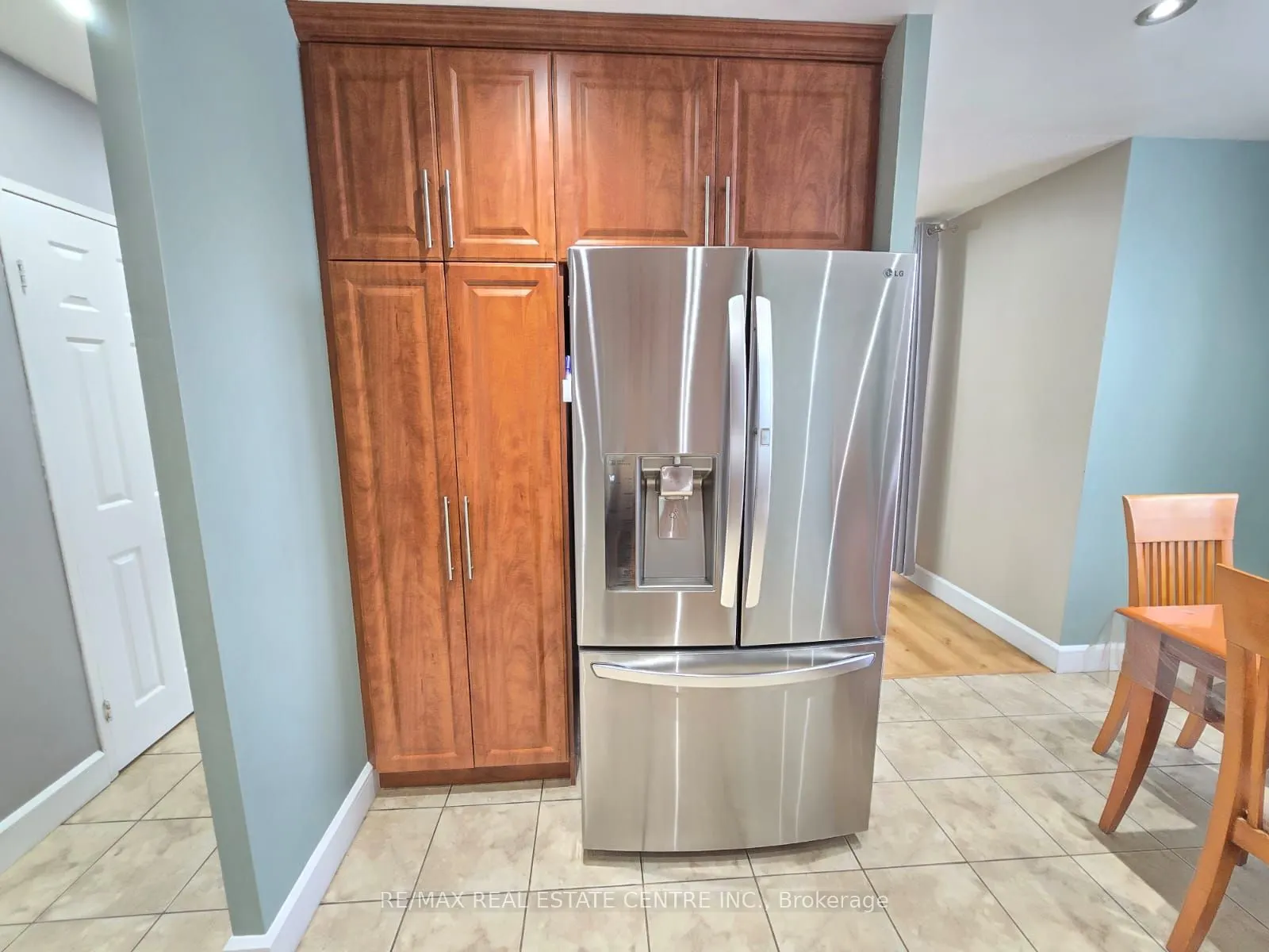 1055 A Forestwood Drive, #212