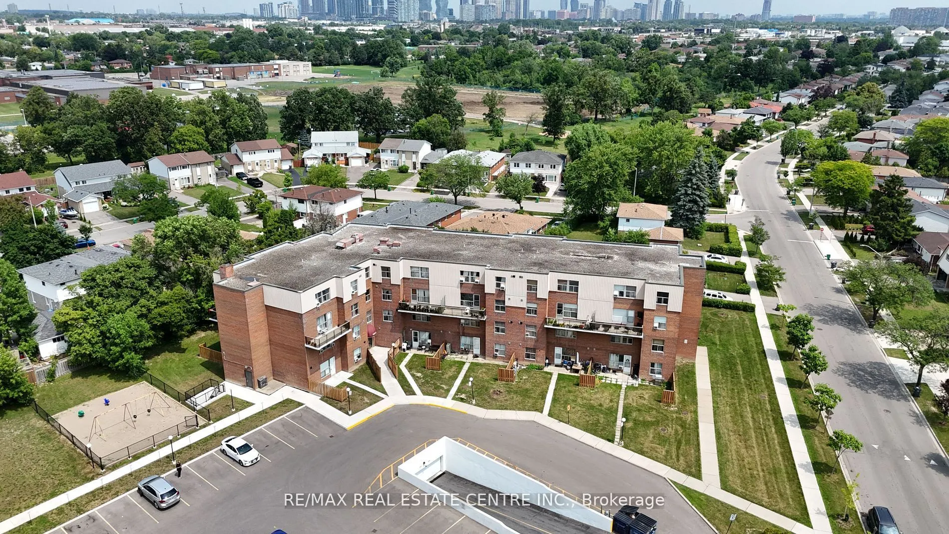 1055 A Forestwood Drive, #212