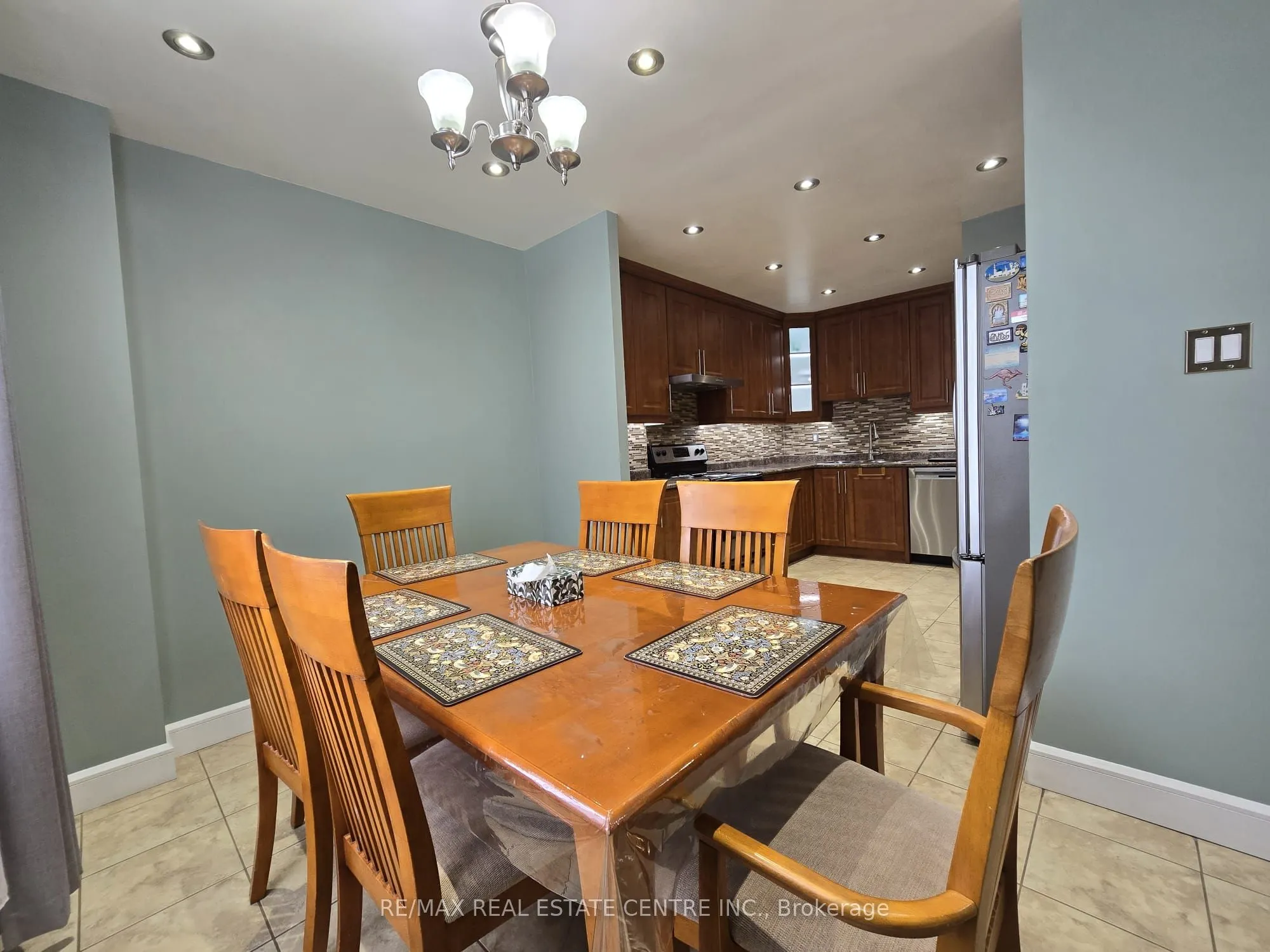 1055 A Forestwood Drive, #212
