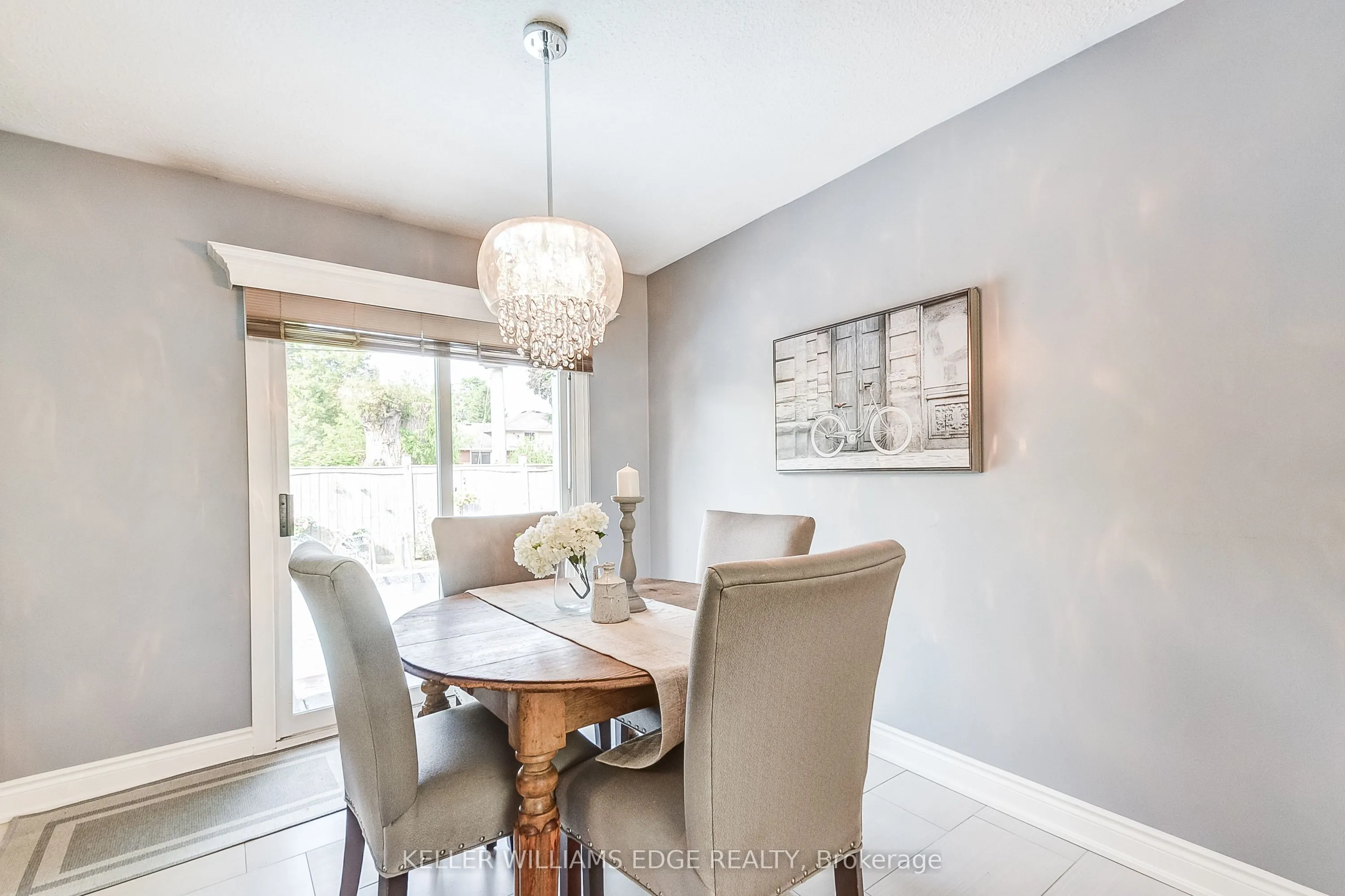 5203 Broughton Crescent
