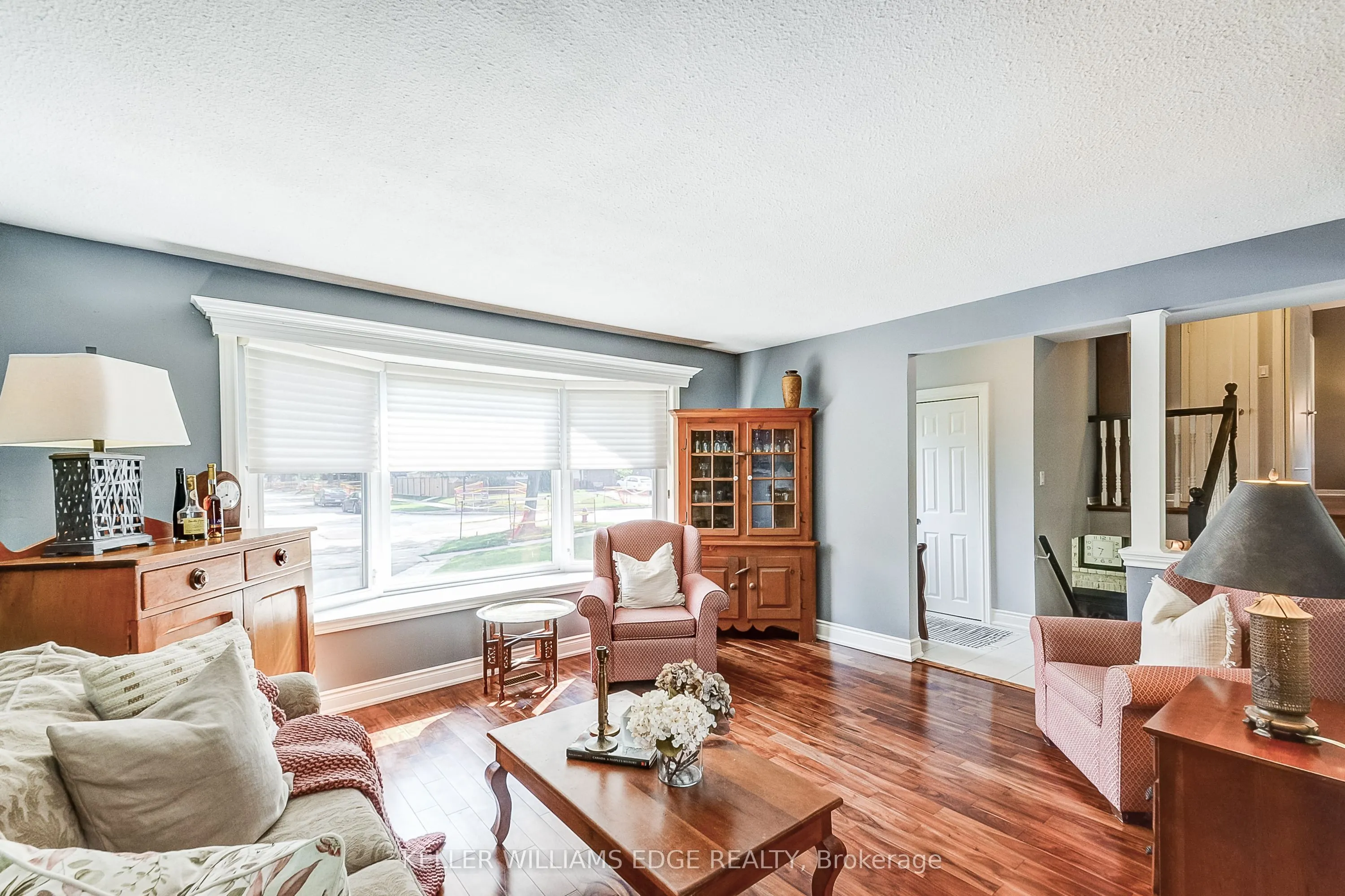 5203 Broughton Crescent