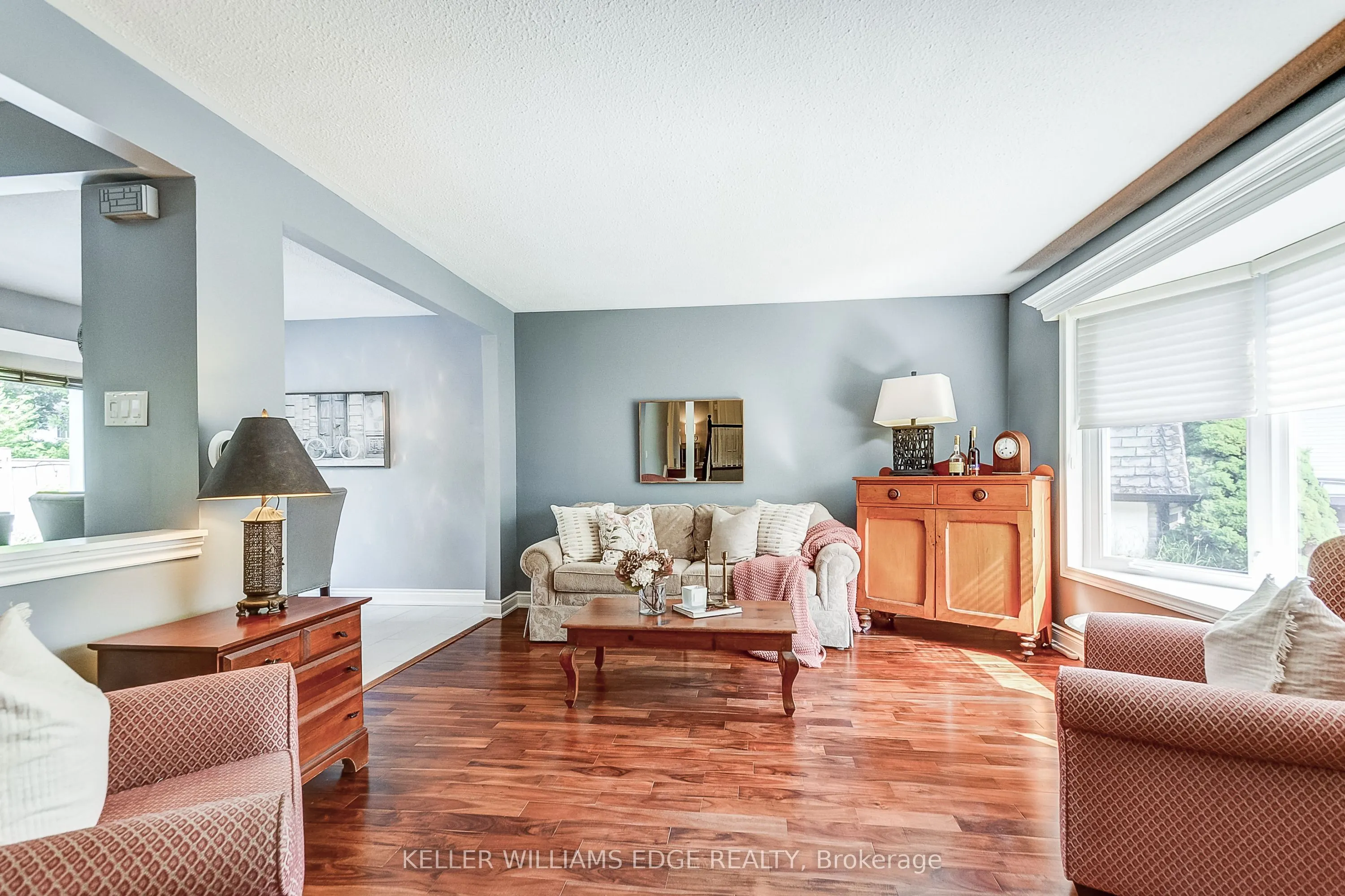 5203 Broughton Crescent