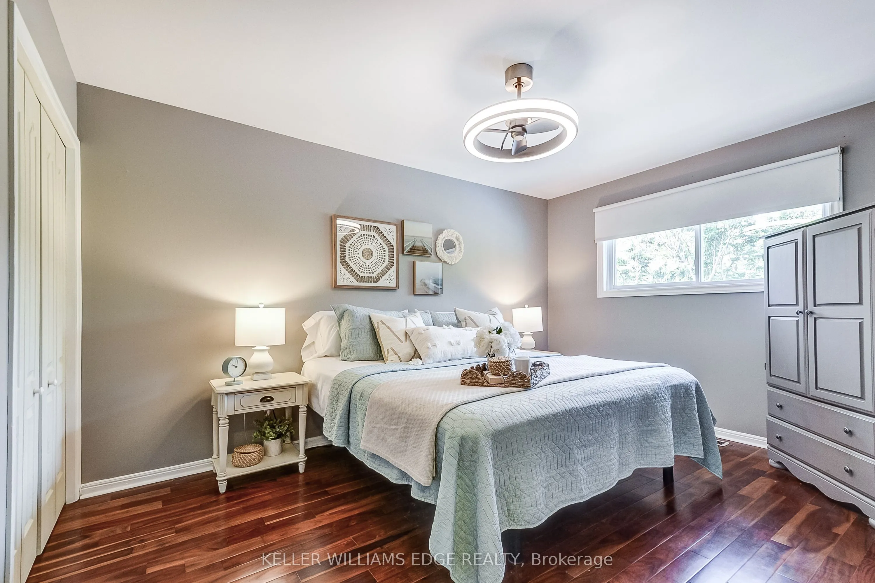 5203 Broughton Crescent