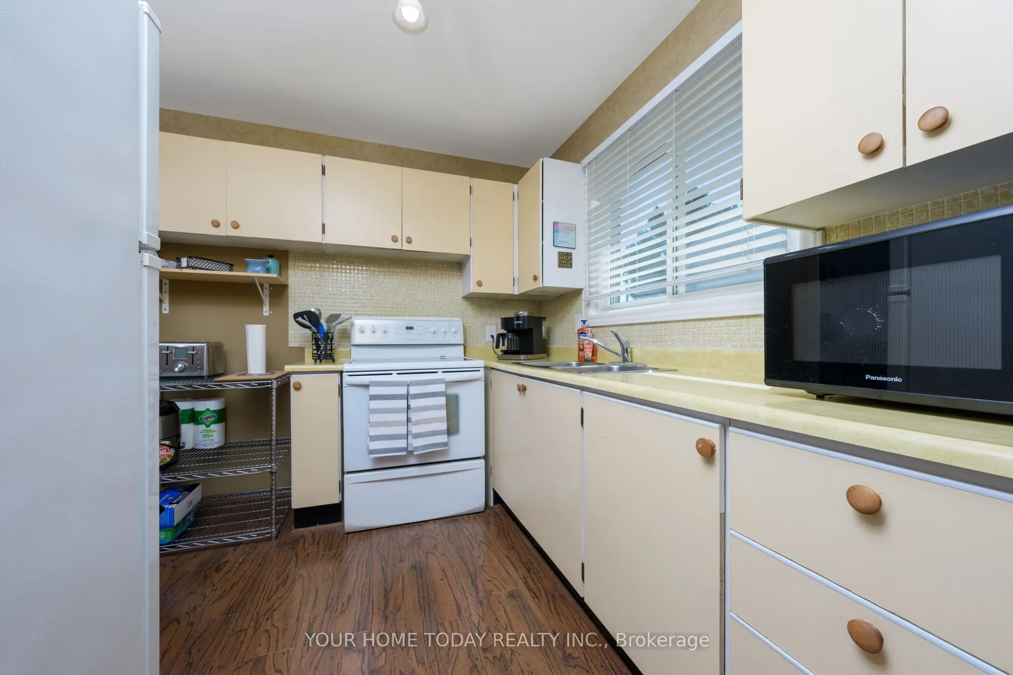46 Mountainview Road S, #29