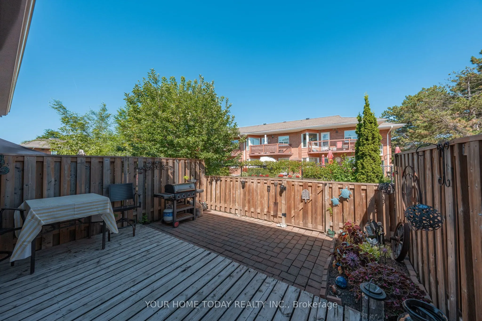 46 Mountainview Road S, #29