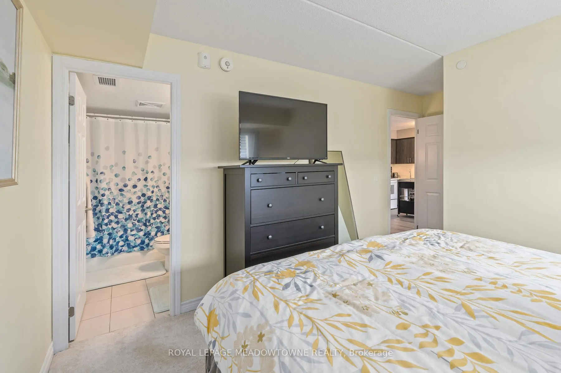 716 Main Street E, #207