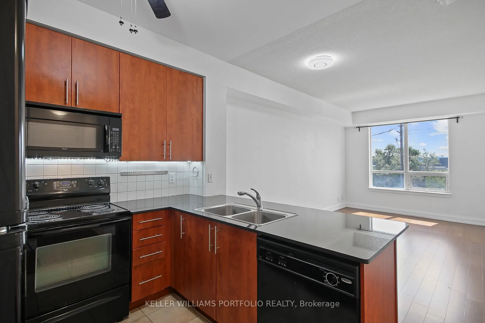 1070 Sheppard Avenue W, #312
