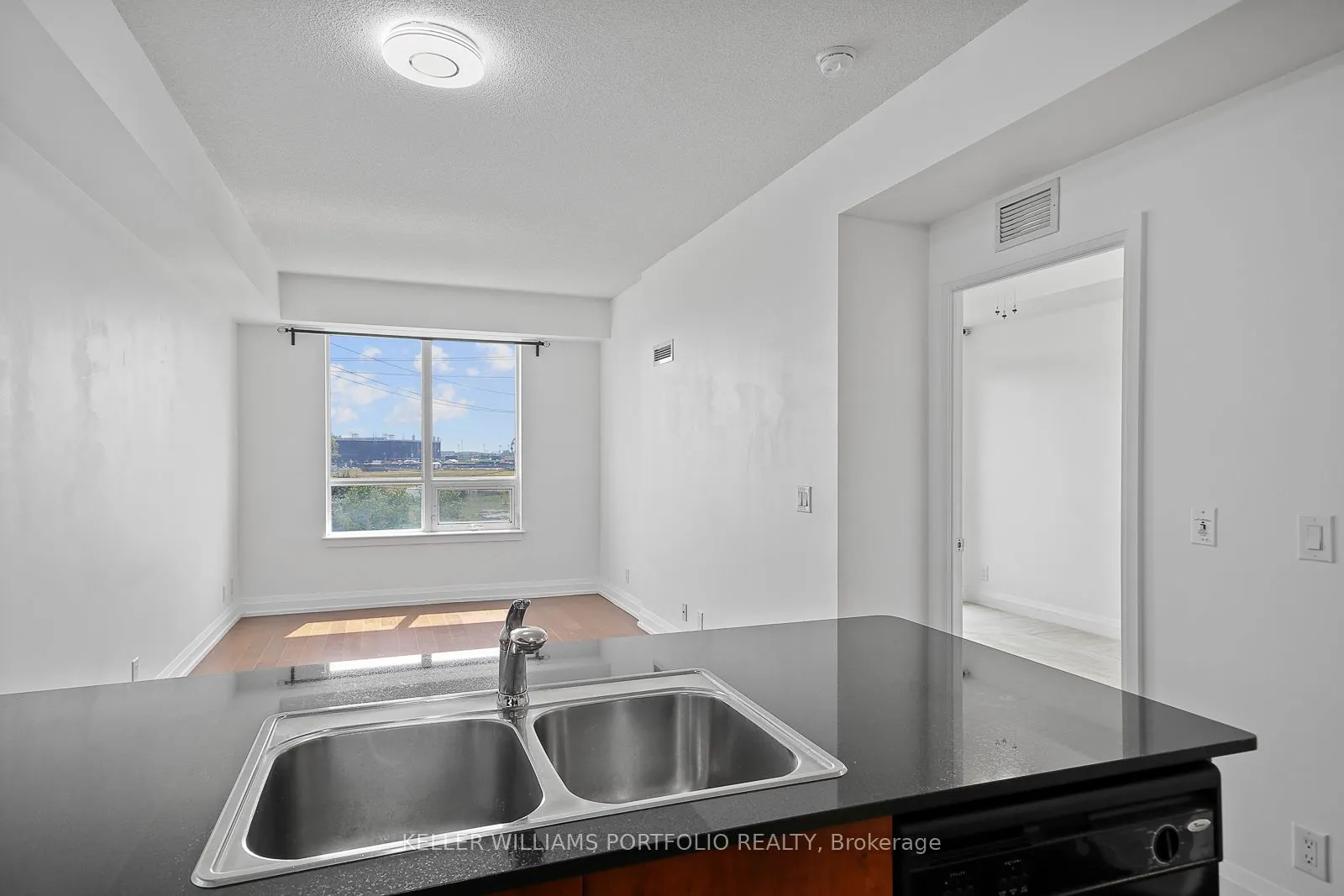 1070 Sheppard Avenue W, #312
