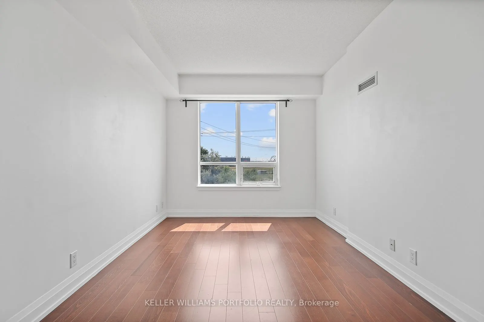 1070 Sheppard Avenue W, #312