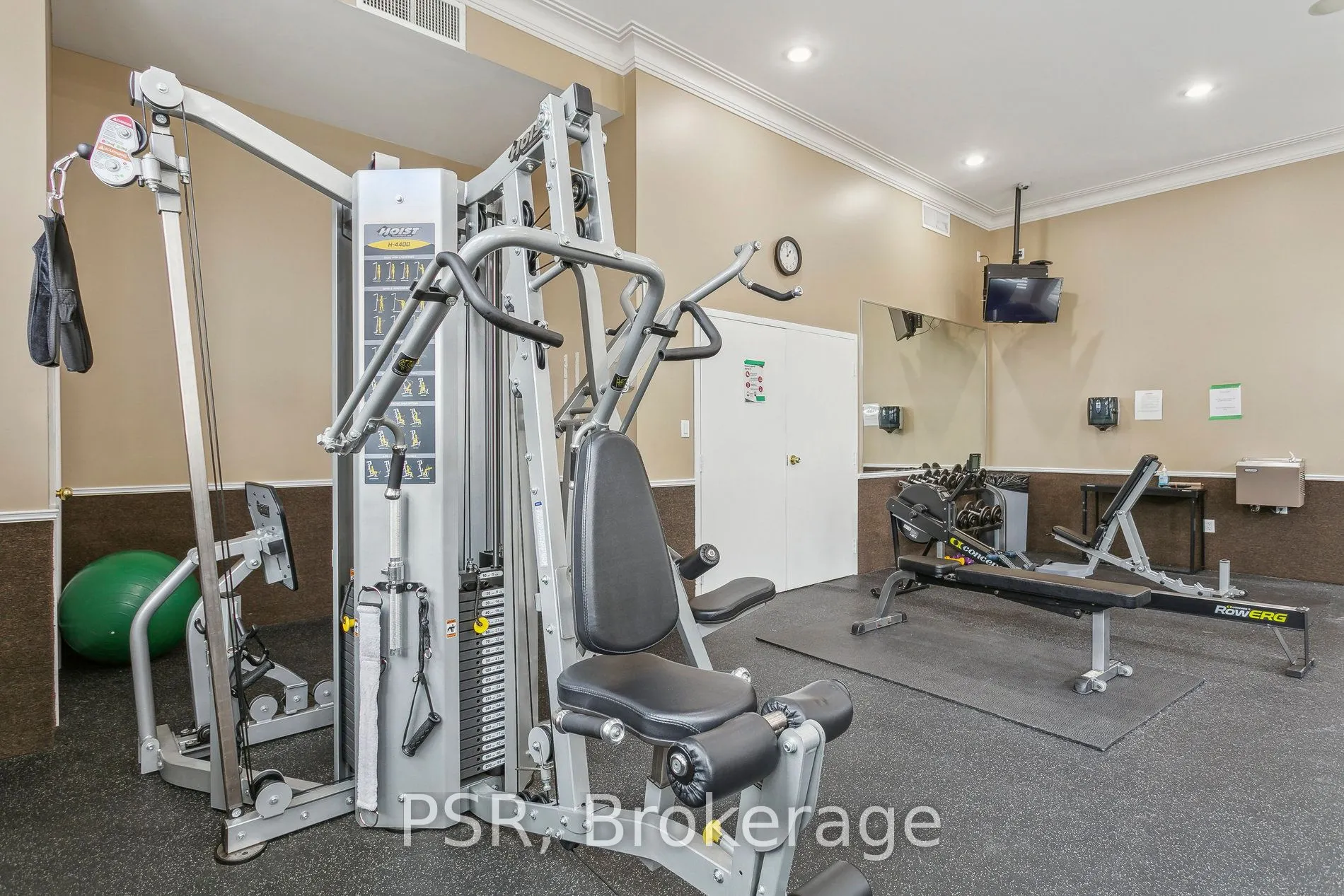 1487 Maple Avenue, #307