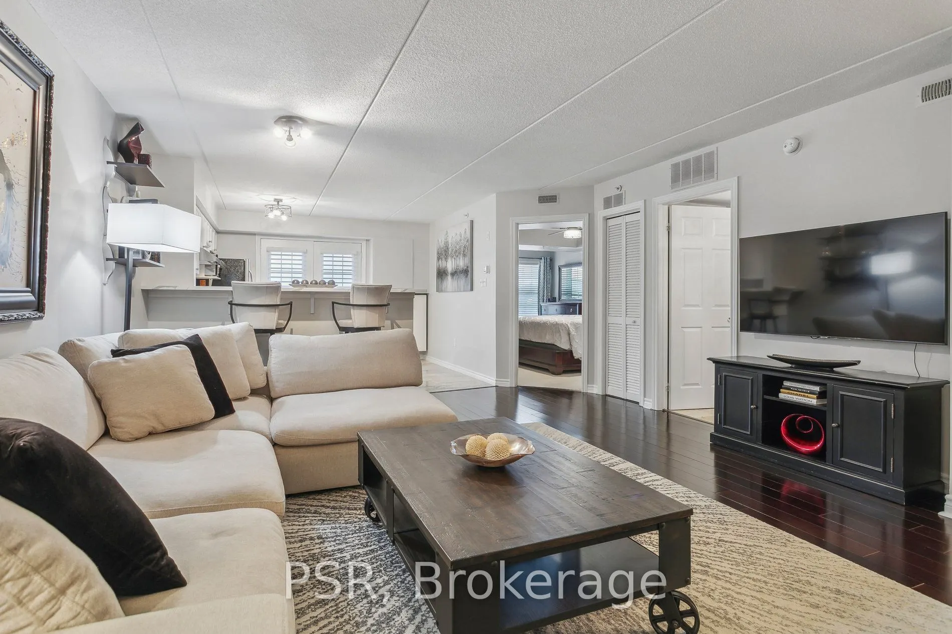 1487 Maple Avenue, #307