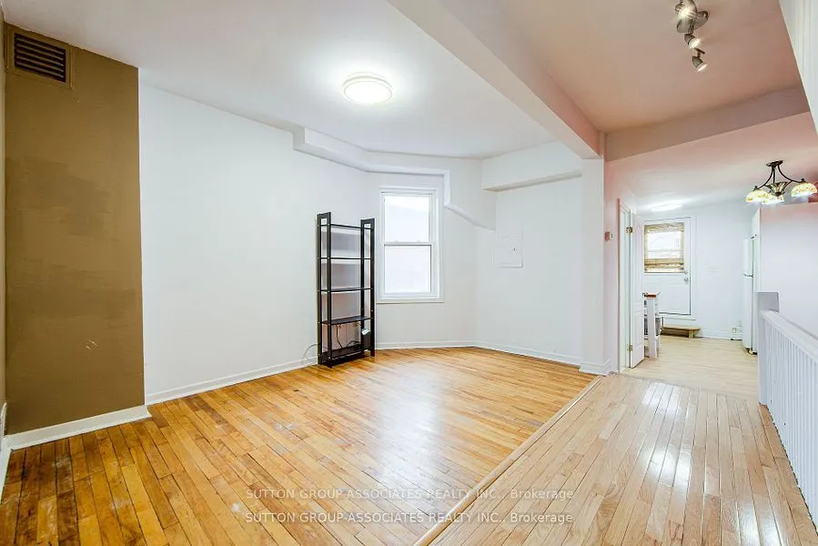 50 Lappin Avenue