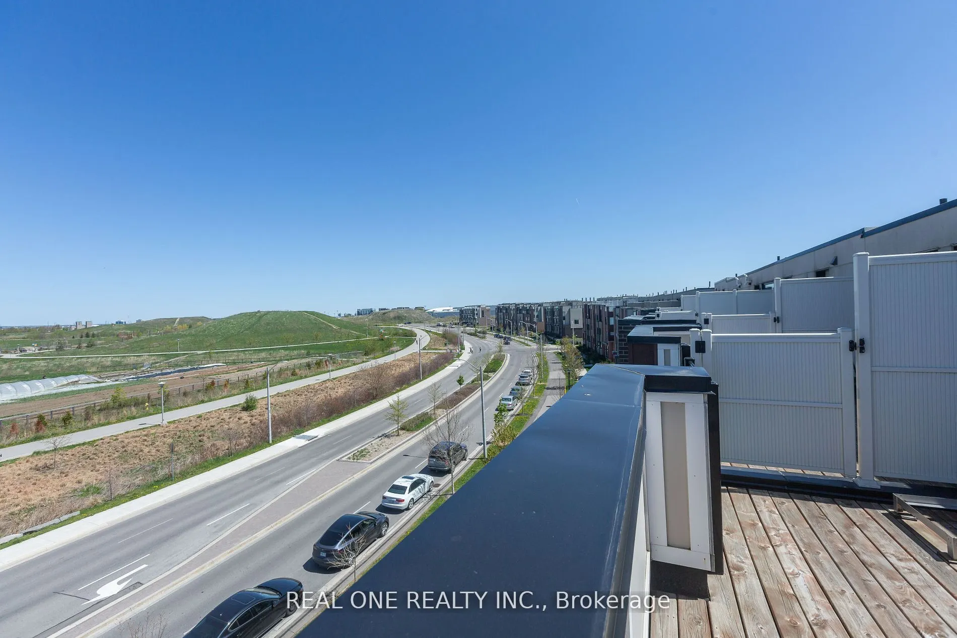 203 Downsview Park Boulevard