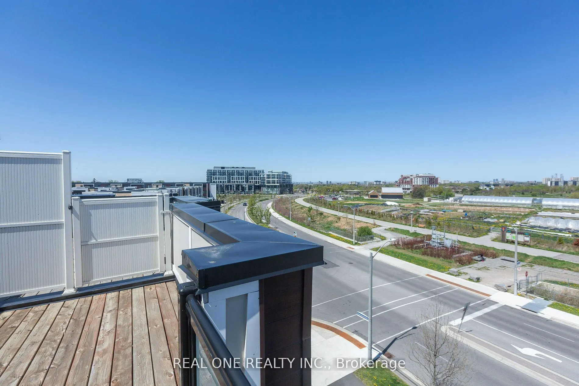 203 Downsview Park Boulevard