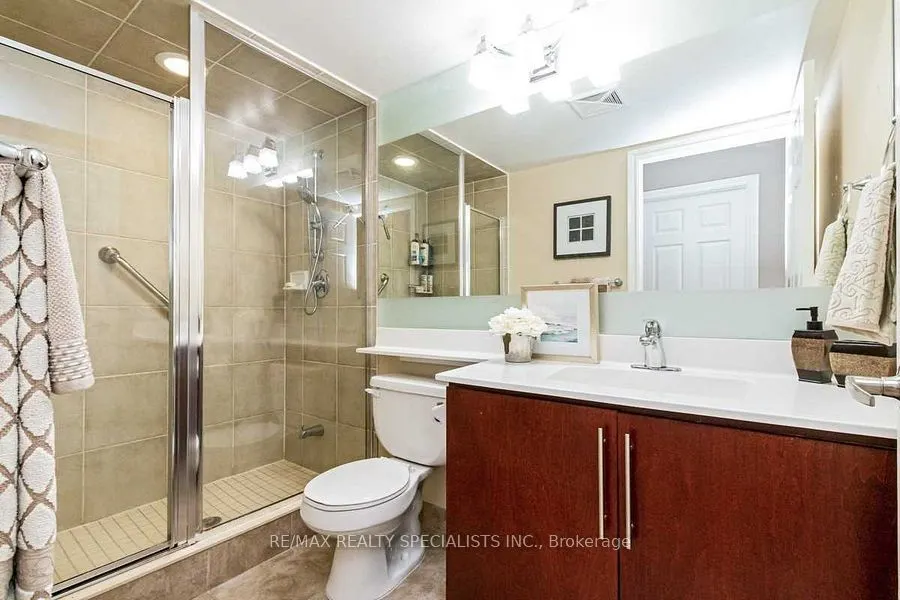 310 BURNHAMTHORPE Road W, #1003