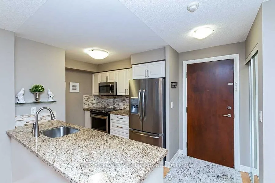 310 BURNHAMTHORPE Road W, #1003