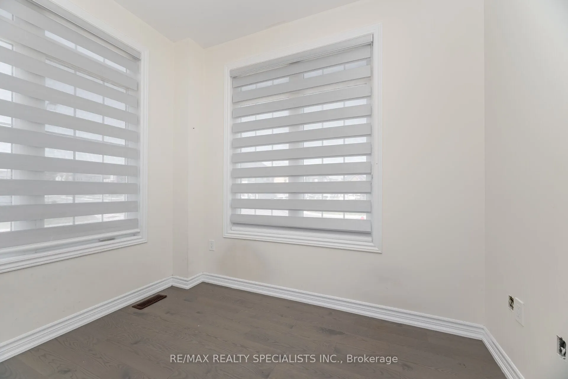 2 Jenwood Crescent
