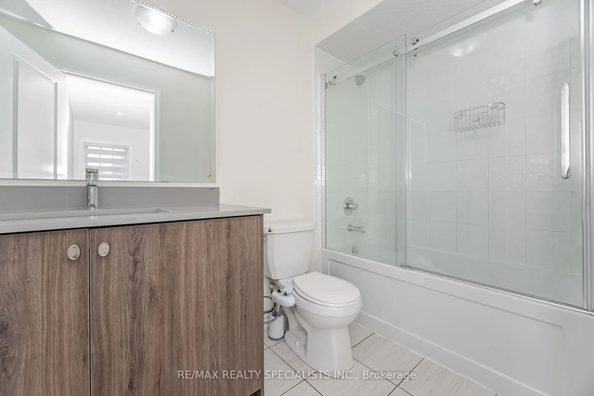 2 Jenwood Crescent