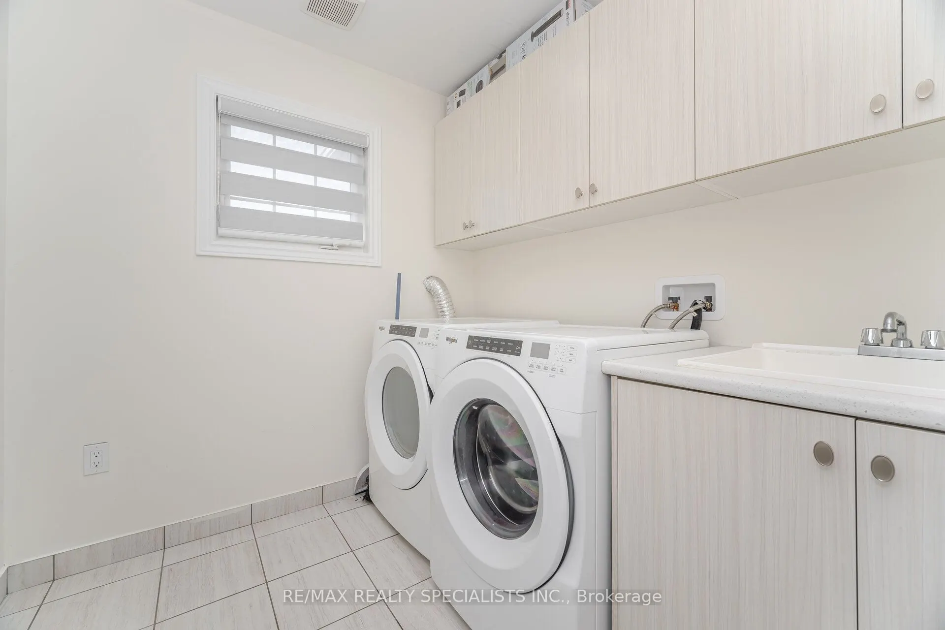 2 Jenwood Crescent
