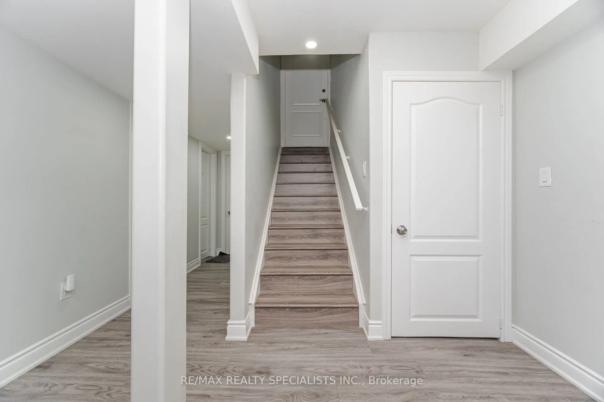 2 Jenwood Crescent