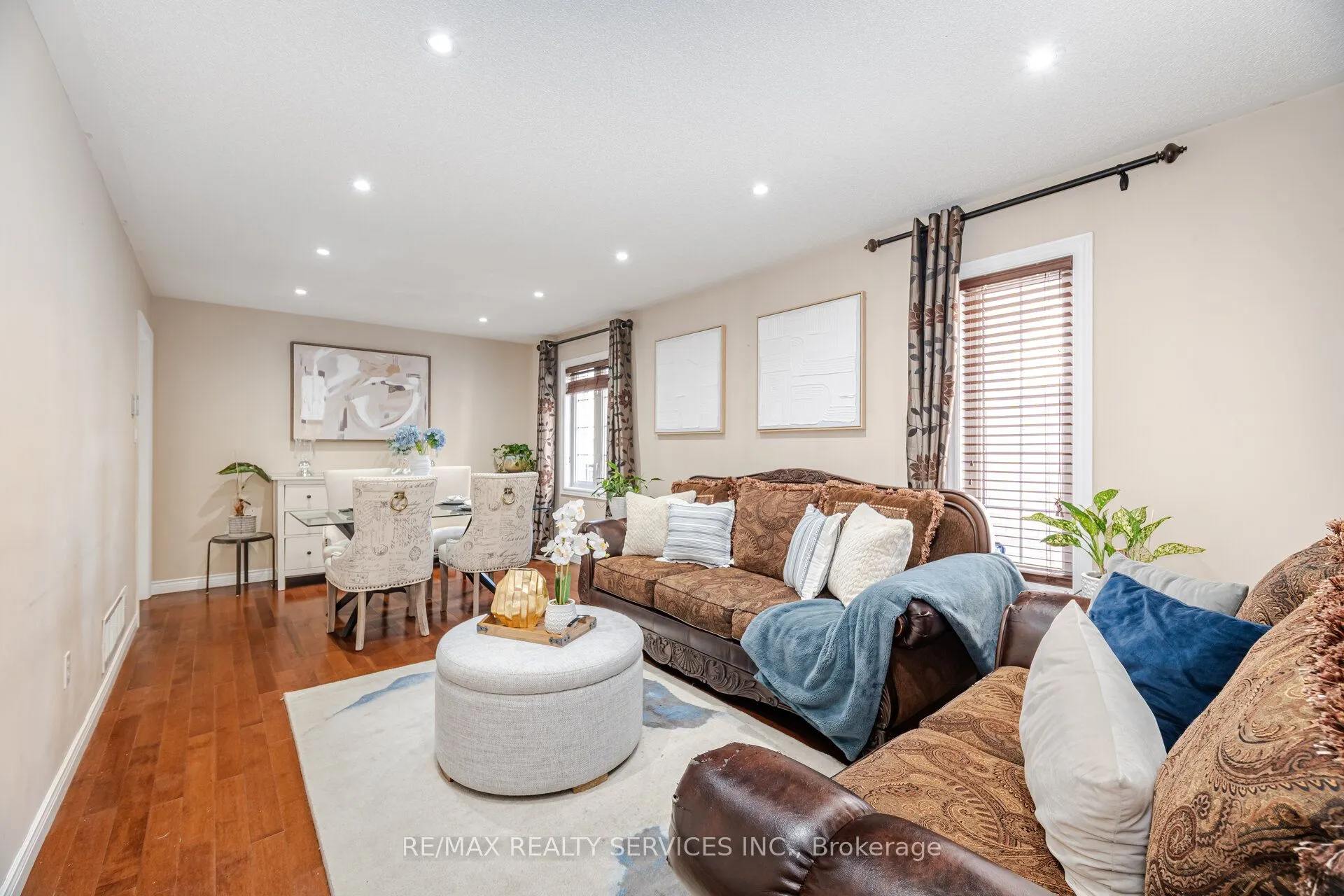 28 Fallstar Crescent