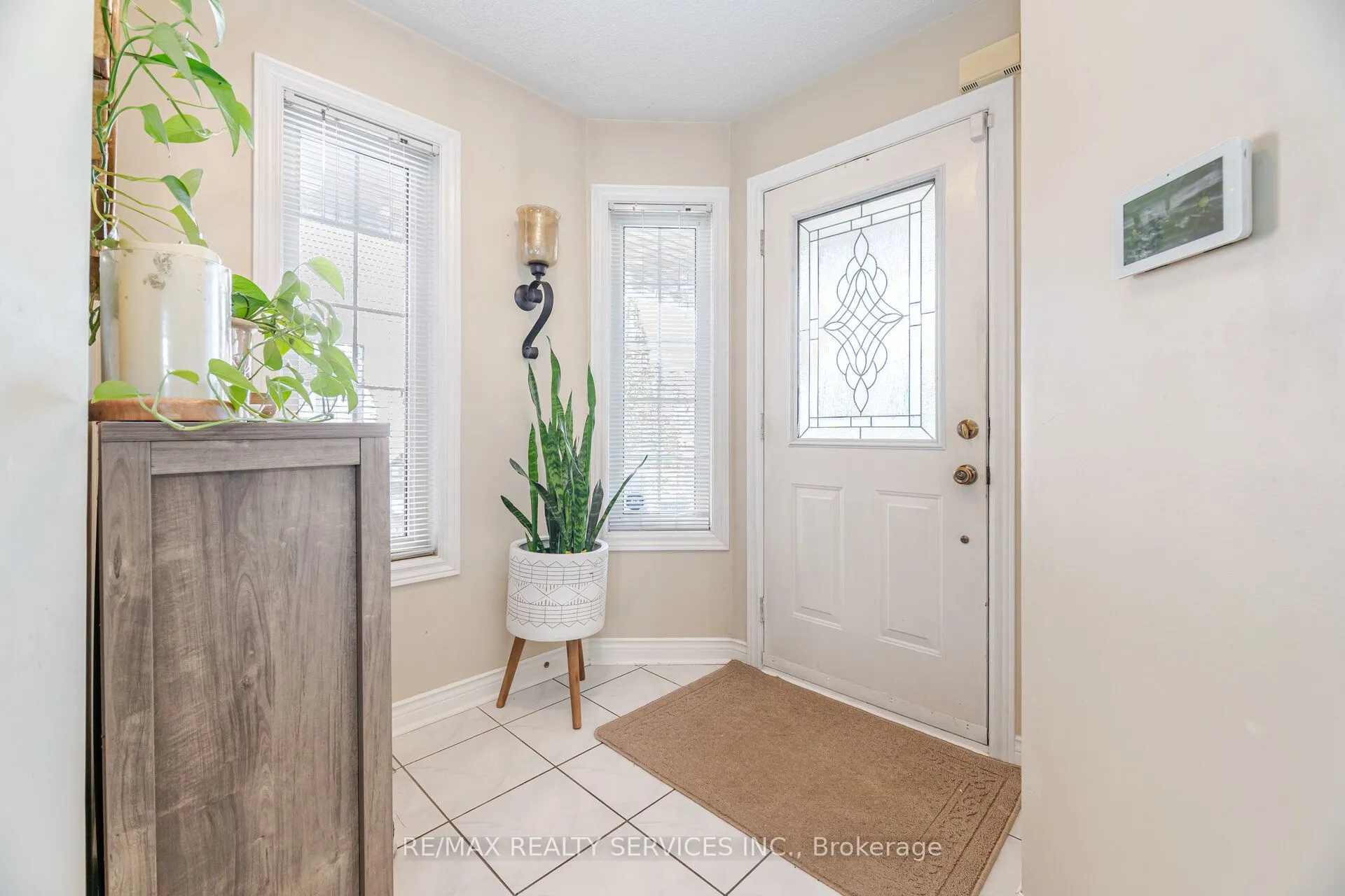 28 Fallstar Crescent