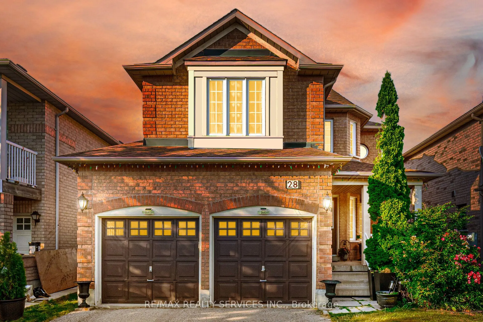 28 Fallstar Crescent
