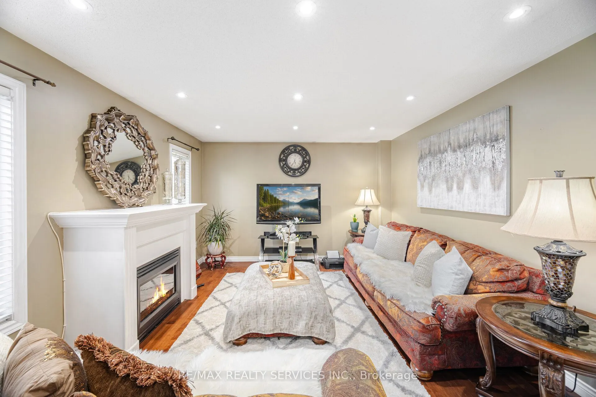 28 Fallstar Crescent