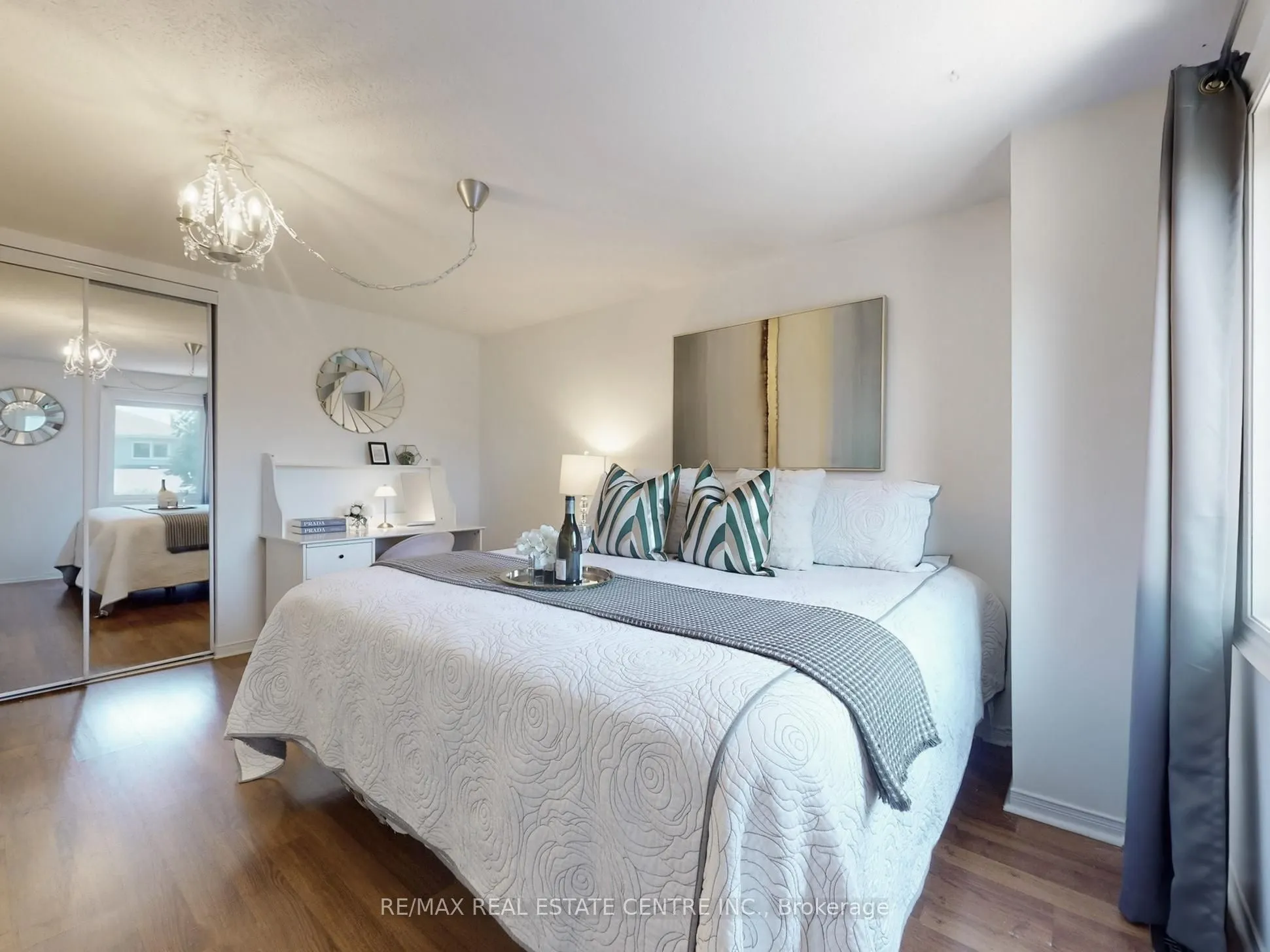 4026 Renfrew Crescent