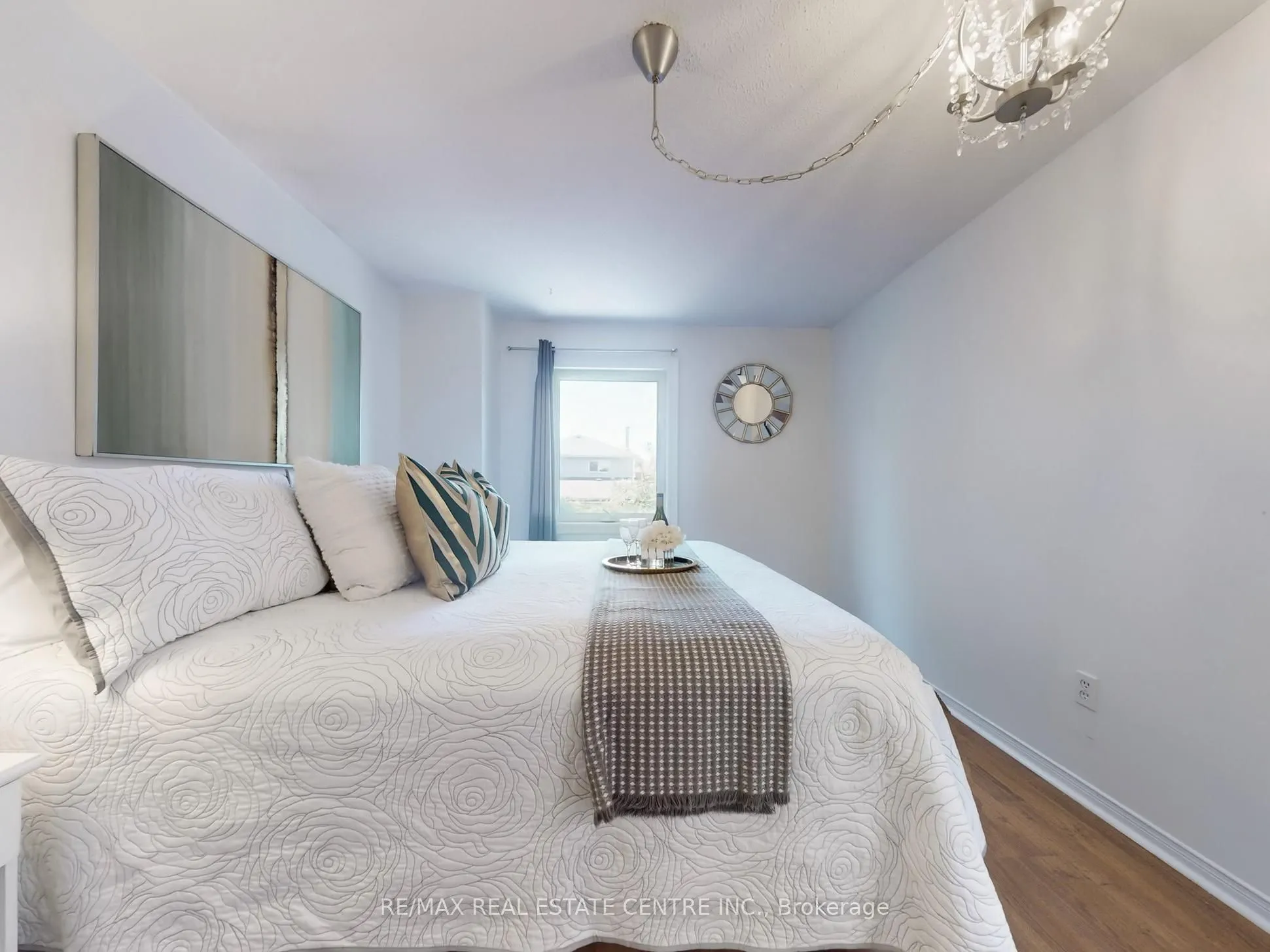 4026 Renfrew Crescent