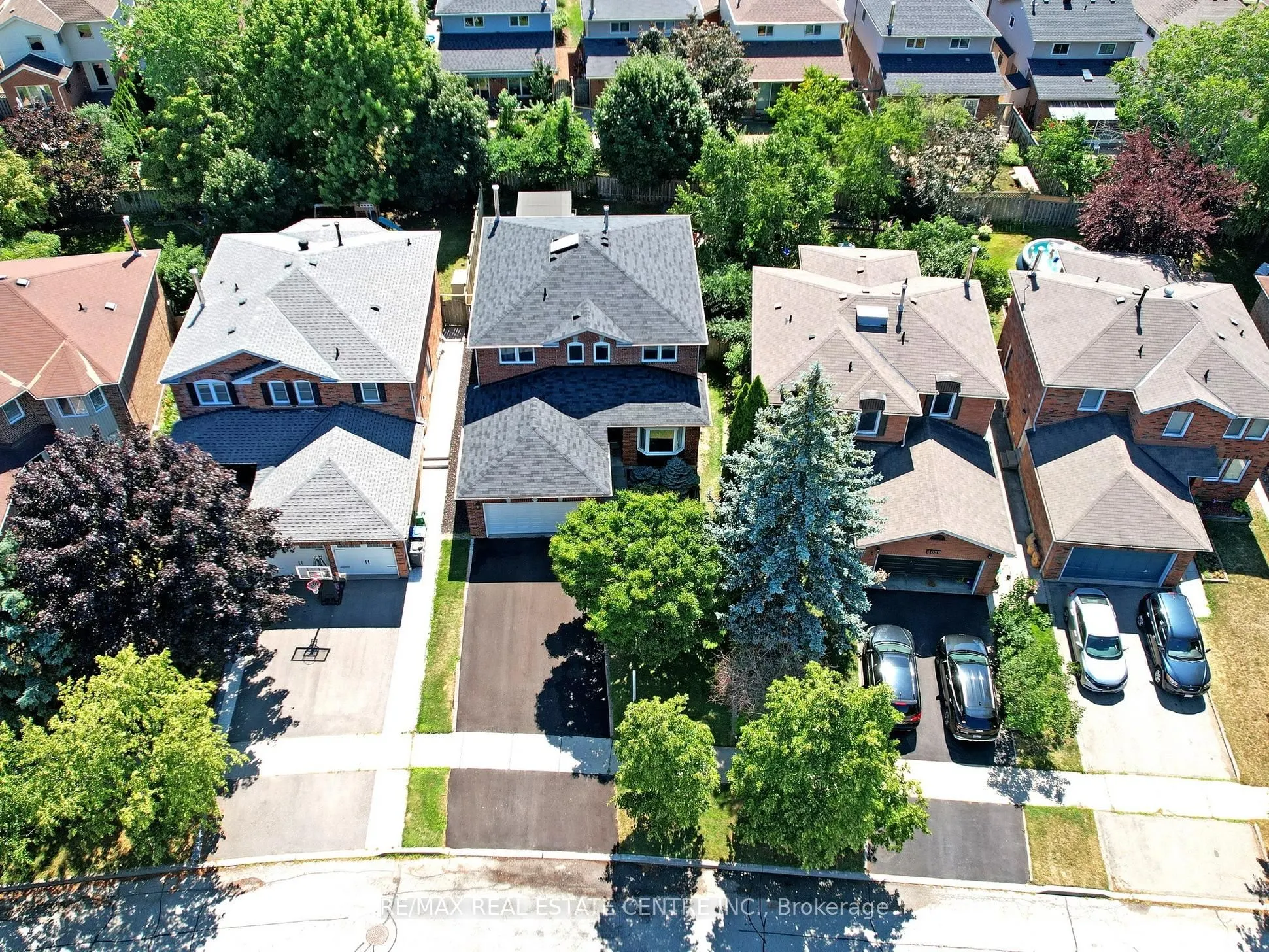 4026 Renfrew Crescent