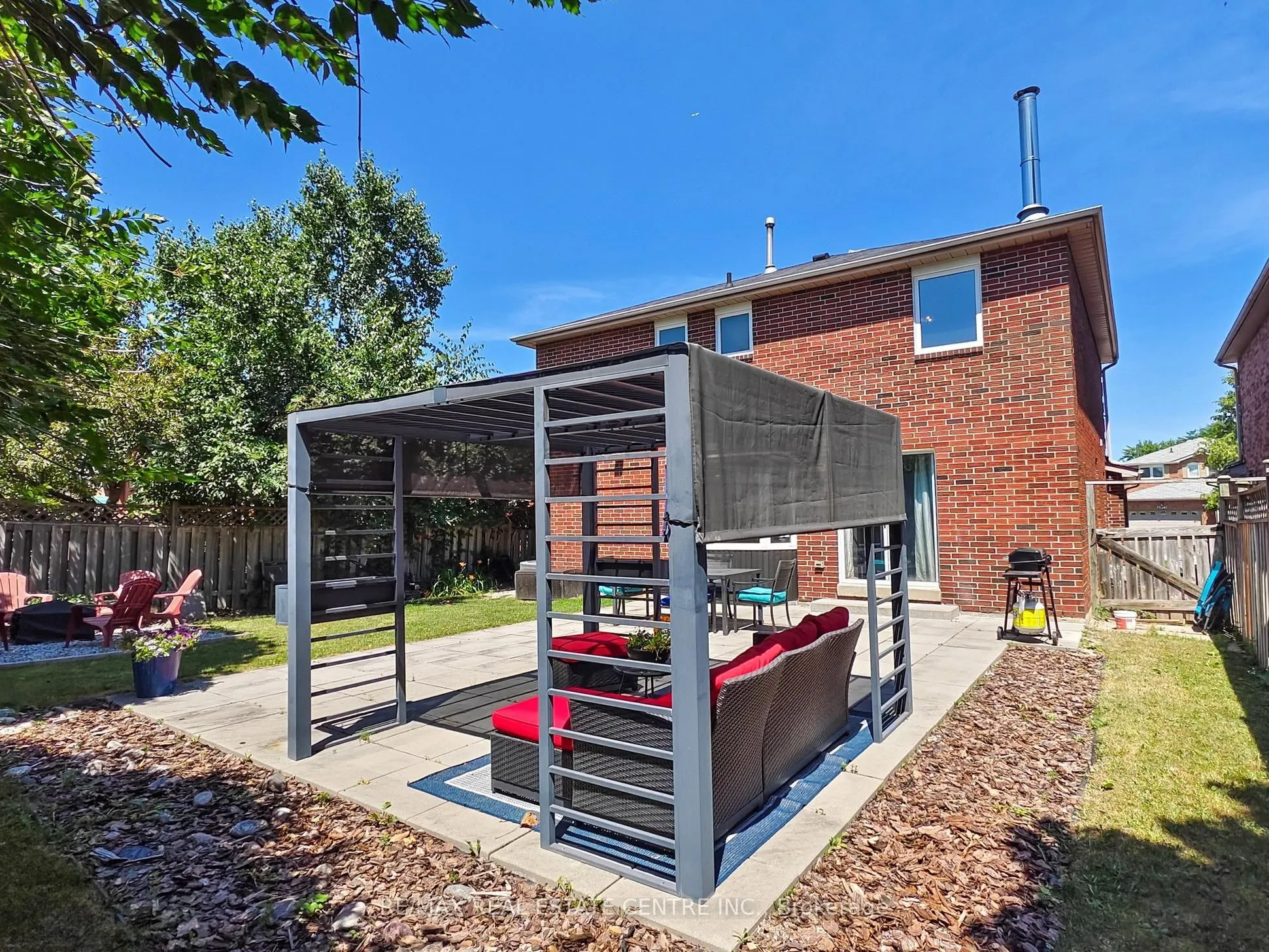 4026 Renfrew Crescent