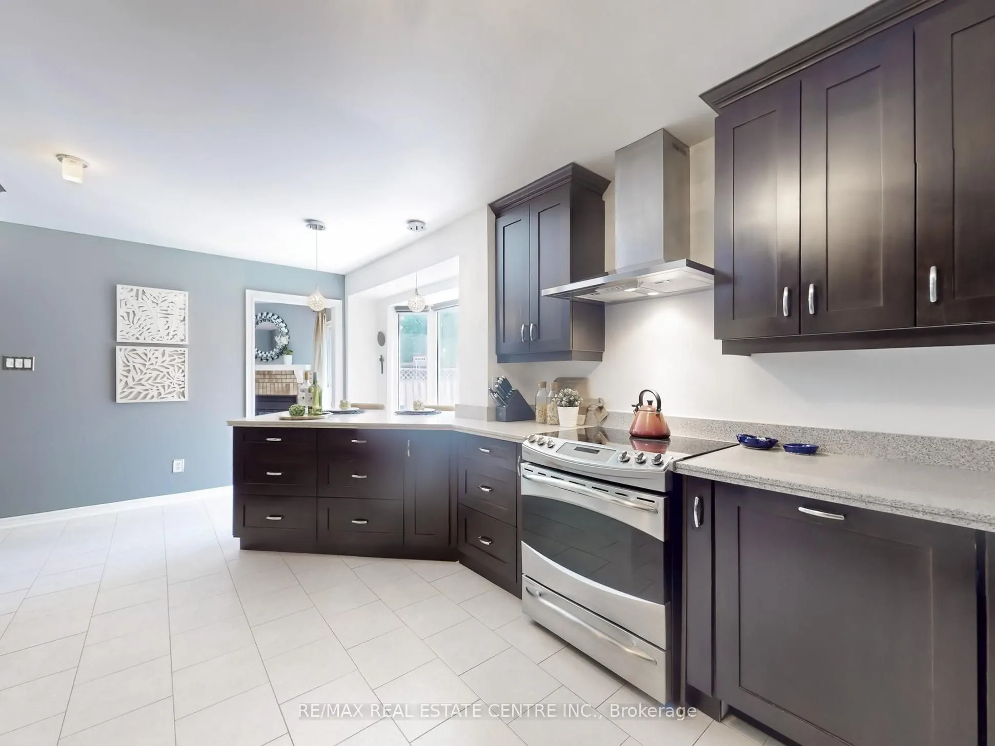 4026 Renfrew Crescent