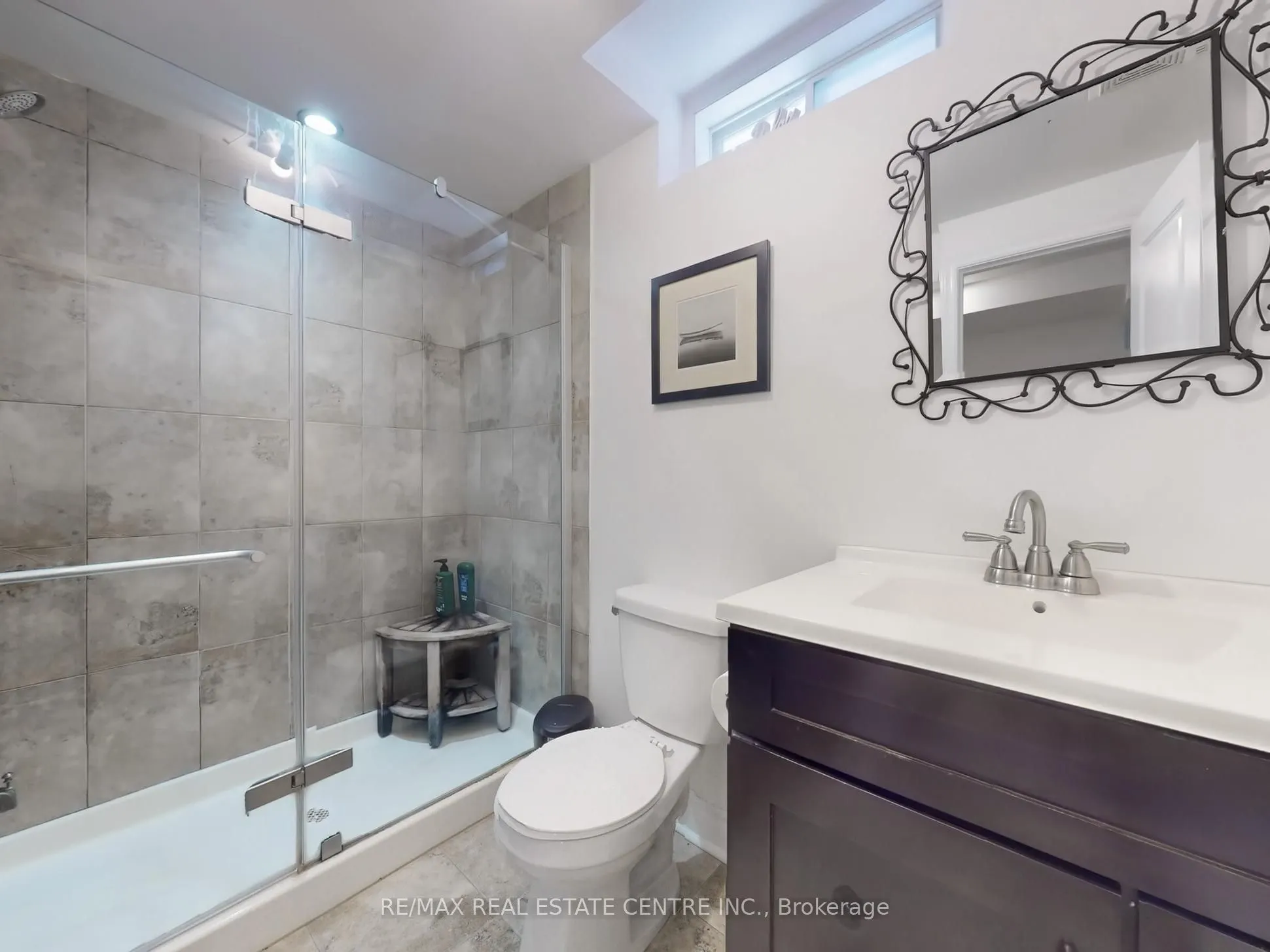 4026 Renfrew Crescent