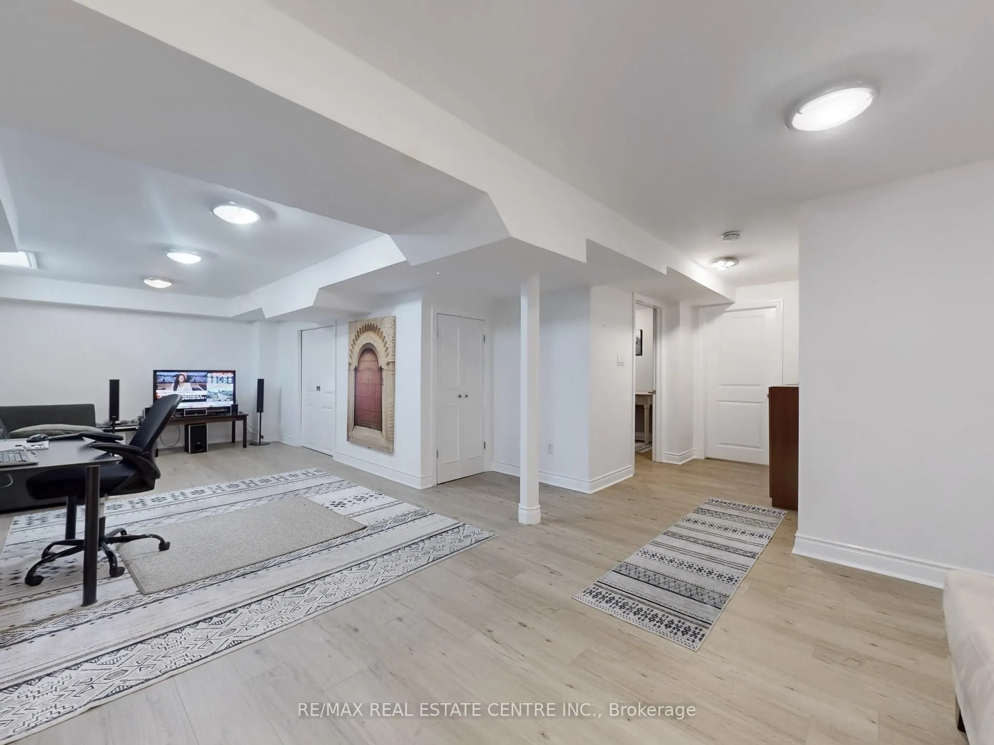 4026 Renfrew Crescent
