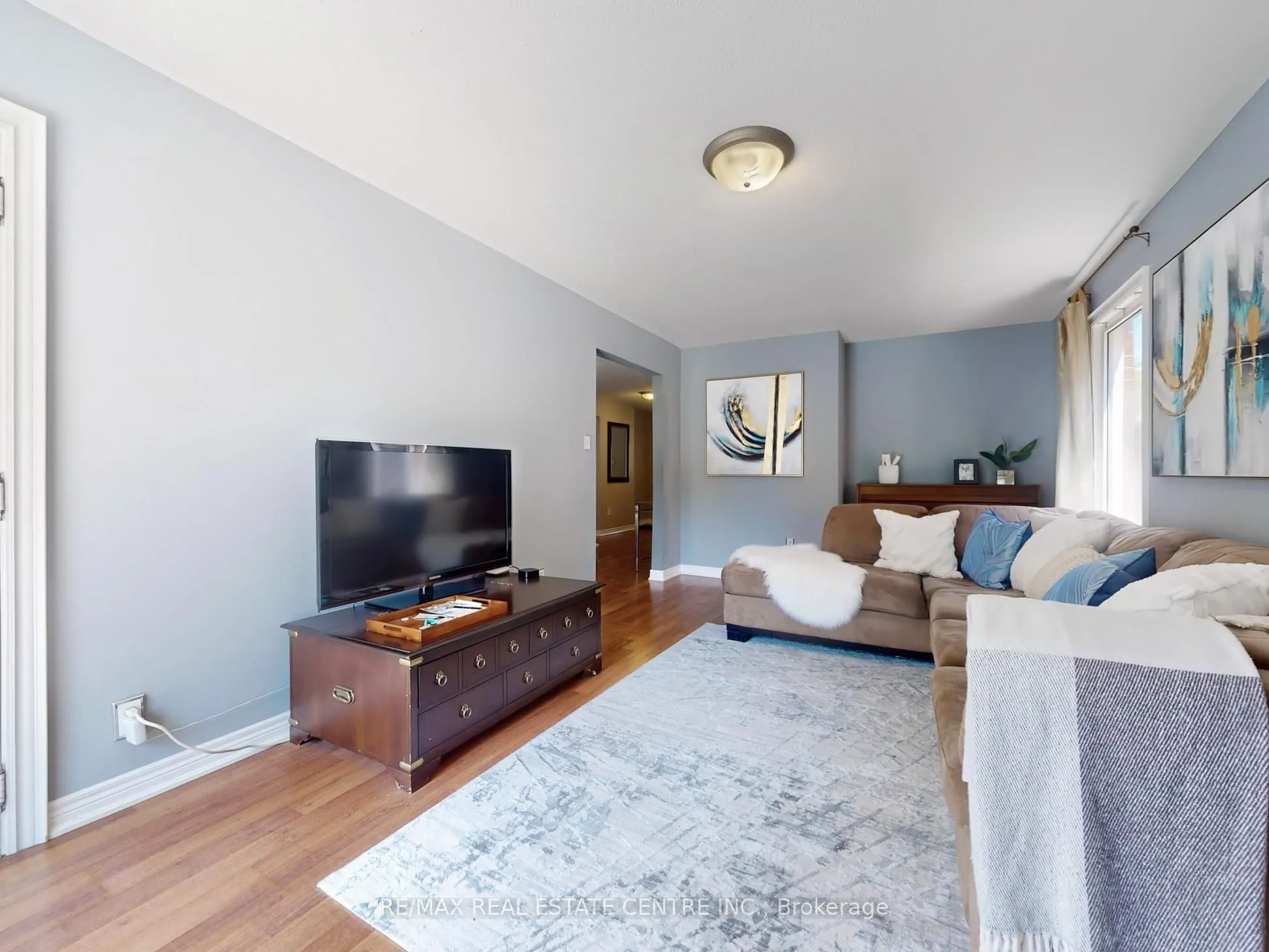 4026 Renfrew Crescent